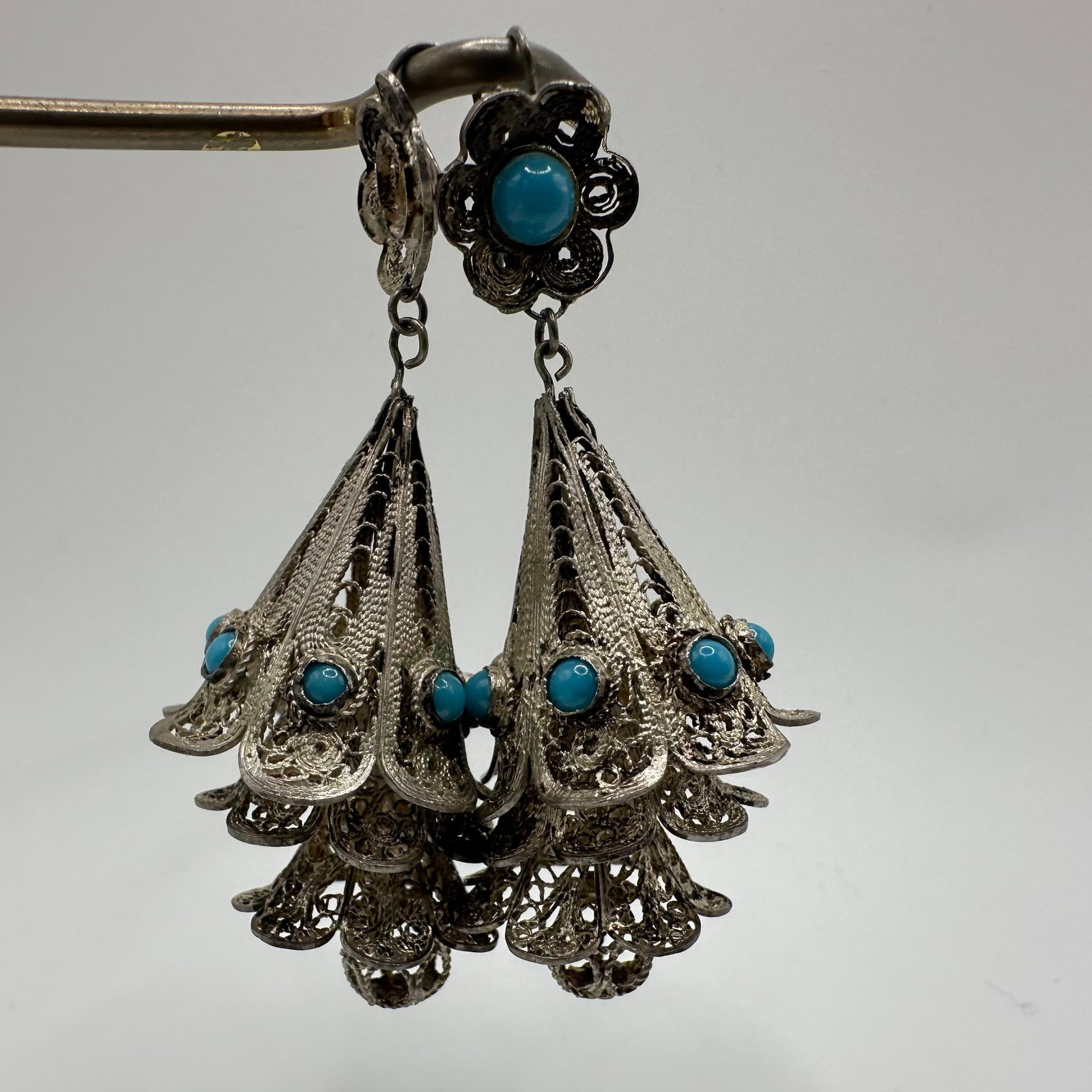Filigree Chandelier Layered Dangle Earrings Unmarked Silver: This item is in good pre-owned, previously used/displayed condition with noticeable light wear and surface scratches. Please reference all photos for full details. This piece of jewelry has been teste