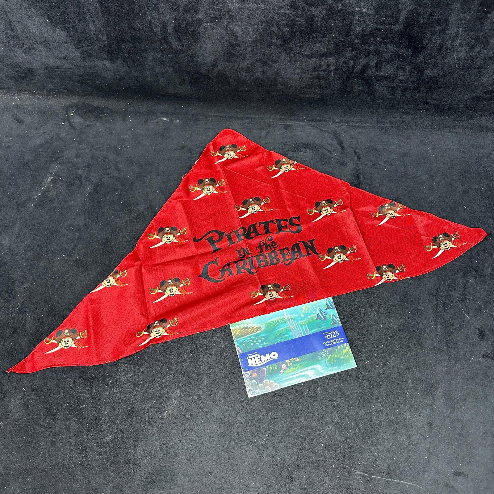 Disney Pirates of the Caribbean Mickey Pirate Bandana and D23 Finding Nemo Postcard Set (1 of 5)