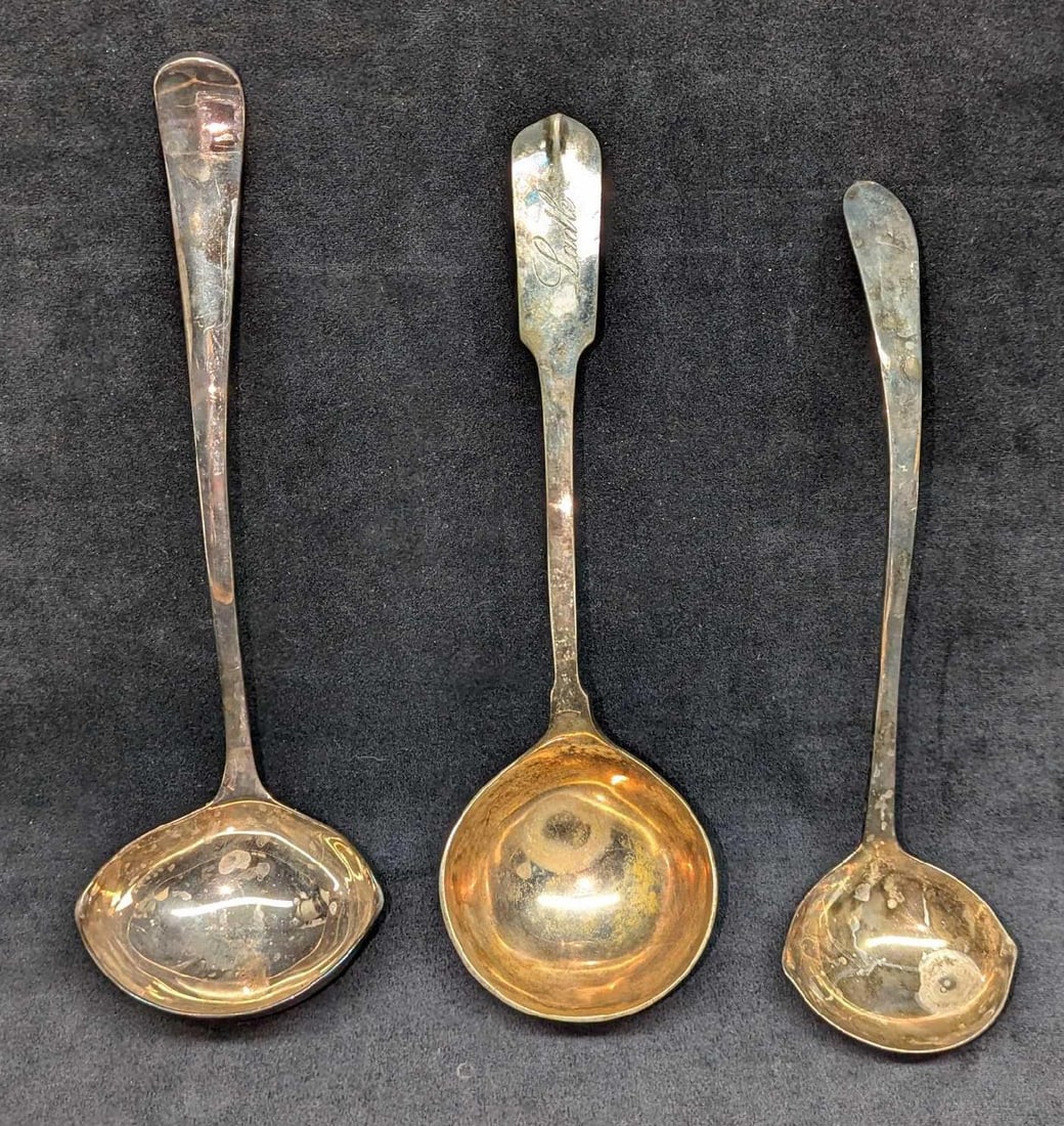 3 Vintage Silver Plated Ladles: 3 Vintage Silver Plated Ladles. The largest one is approx 4" x 3" x 13", the one that is marked "Ladle" on the handle is approx 3 3/4" x 2" x 12", and the smallest is approx 3" x 2" x 11 1/4" and the