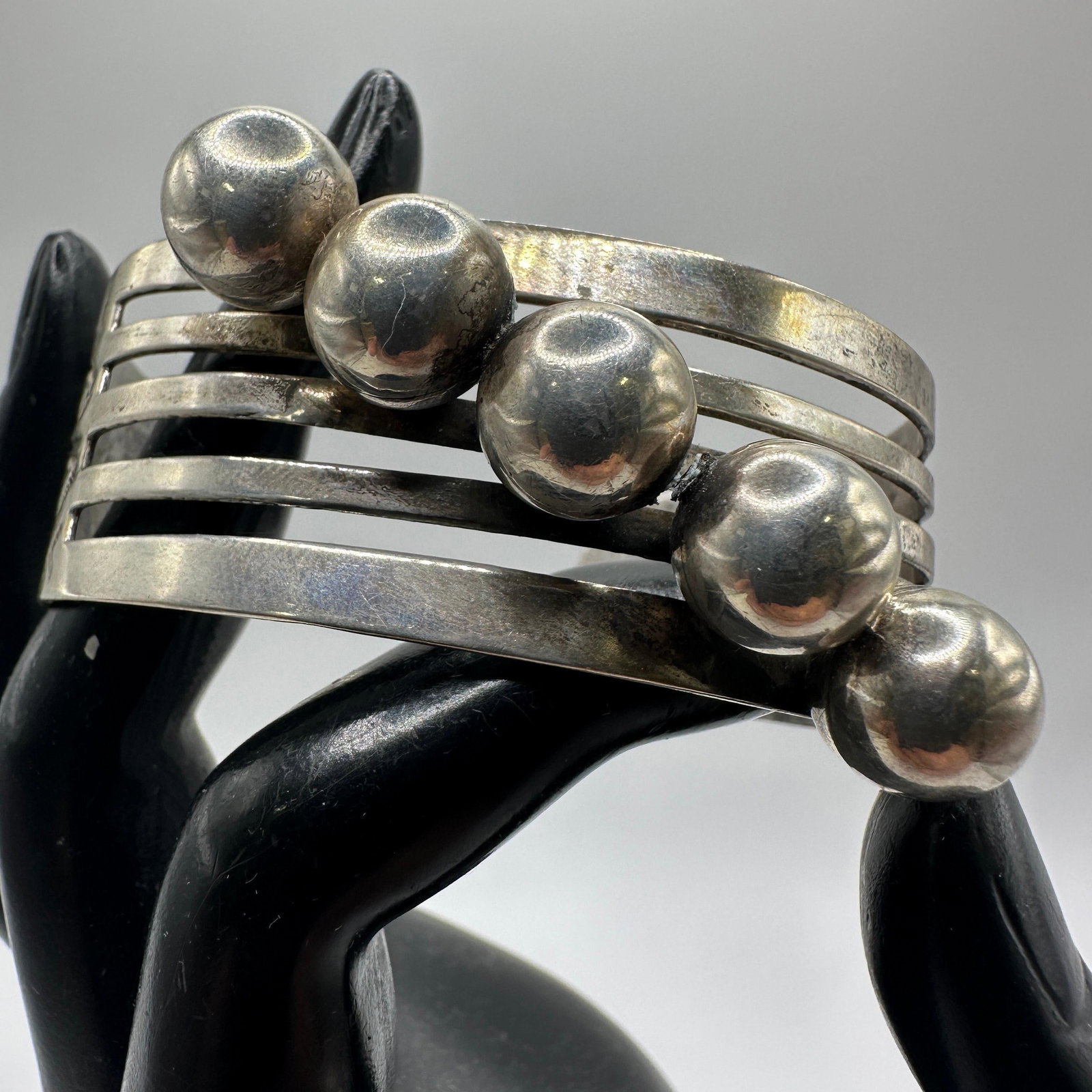 Native Navajo Style Handcrafted Silverwork Silver Bead Bangle Cuff (1 of 6)