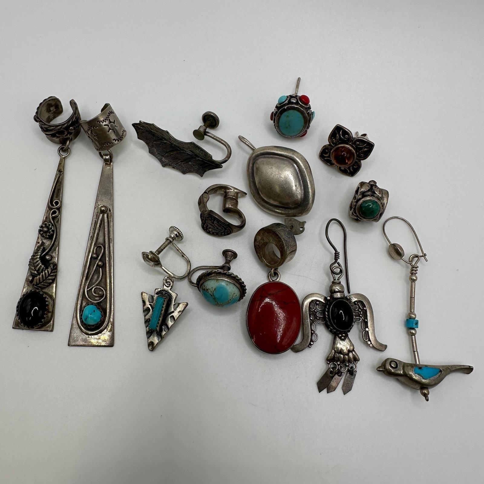 Native American Style Sterling Silver Jewelry Lot Mixed Earrings: This item is in pre-owned, previously used/displayed condition with noticeable light wear and surface scratches. Please reference all photos for full details. This piece of jewelry has been tested and