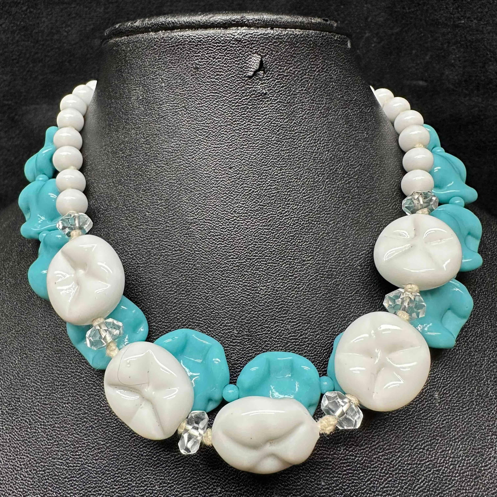 Chunky Beaded Statement Necklace Set Turquoise and White: Each piece offers a unique sculptural look, mid century statement style. Vintage necklace set features two bold and chunky bead designs. These items are in good pre-owned, previously displayed conditi