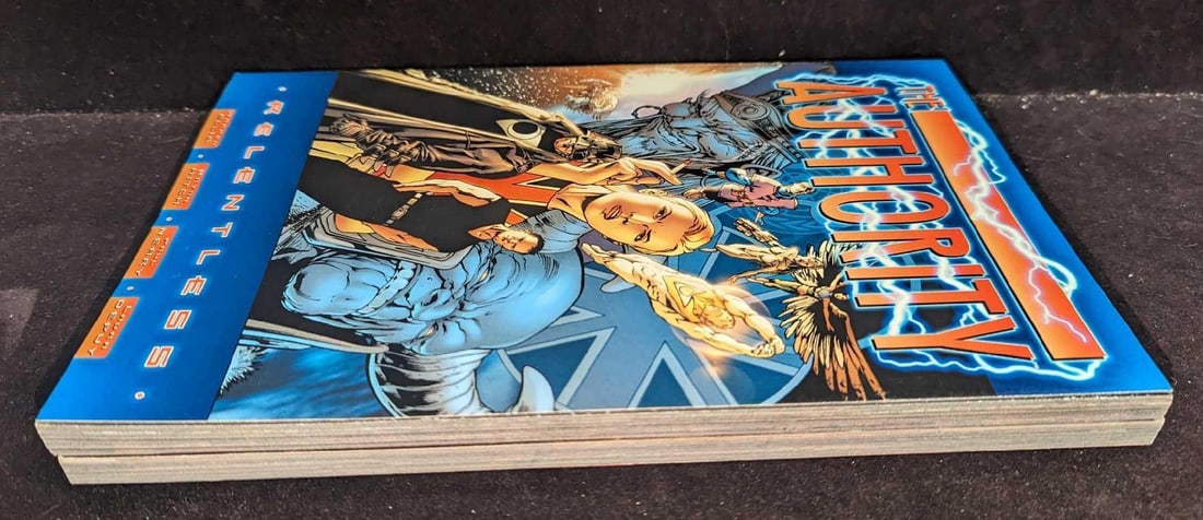 2 Wildstorm The Authority Paperback Comics - 5