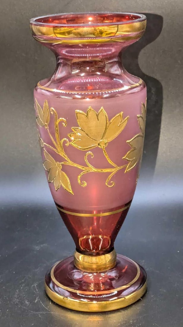 Bohemian Style Gilt Glass Vase B: Bohemian Style Gilt Glass Vase B. This is approx 3 1/4" x 3 1/4" x 8 1/2" and it weighs 0.99lb. The maker and date of creation is unknown. The vase has no cracks or chips. Please see the images as the