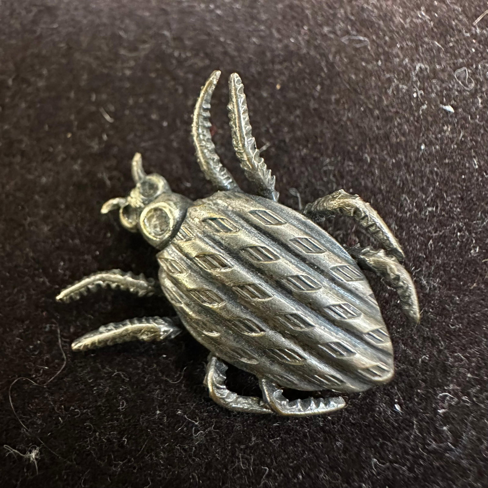 Silver Unmarked Beetle Insect Brooch Pin: This item is in good pre-owned, previously used/displayed condition with noticeable light wear and surface scratches. Please reference all photos for full details. This piece of jewelry has been