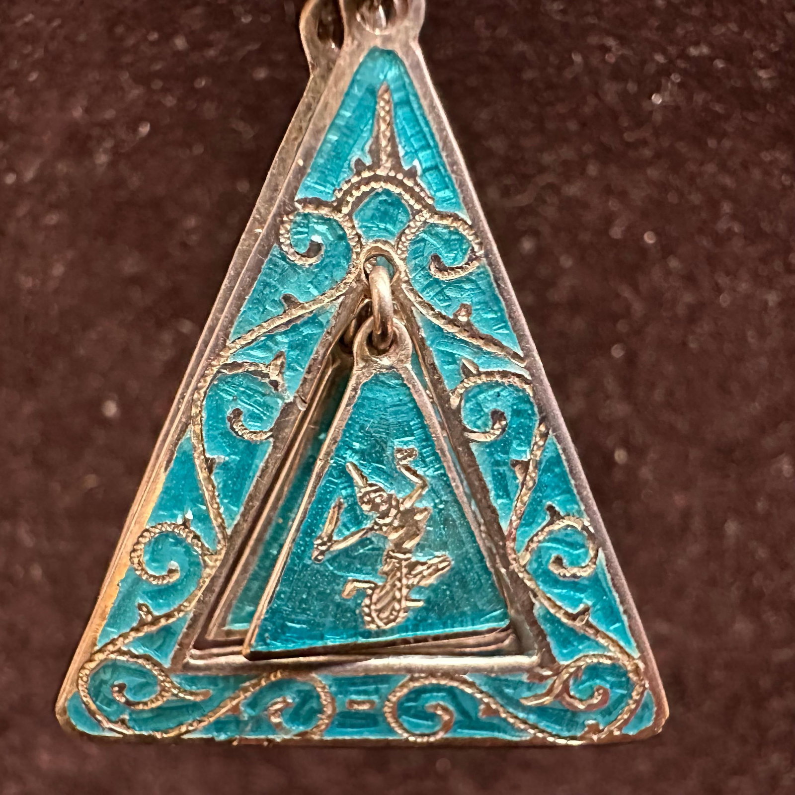 Siam Sterling Niello Enamel Turquoise Color 925 Silver Triangle Earrings: This item is in good pre-owned, previously used/displayed condition with noticeable light wear and surface scratches. Please reference all photos for full details. This piece of jewelry has been teste