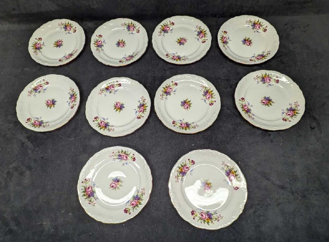 10 Royal Kent RKT6 Floral Bread and Butter Plates C: 10 Royal Kent RKT6 Floral Bread & Butter Plates C. Each fine china plate is approx 6 3/4" x 6 3/4" x 3/4" and the total weight is 4.10lbs. The plates have no chips or cracks.