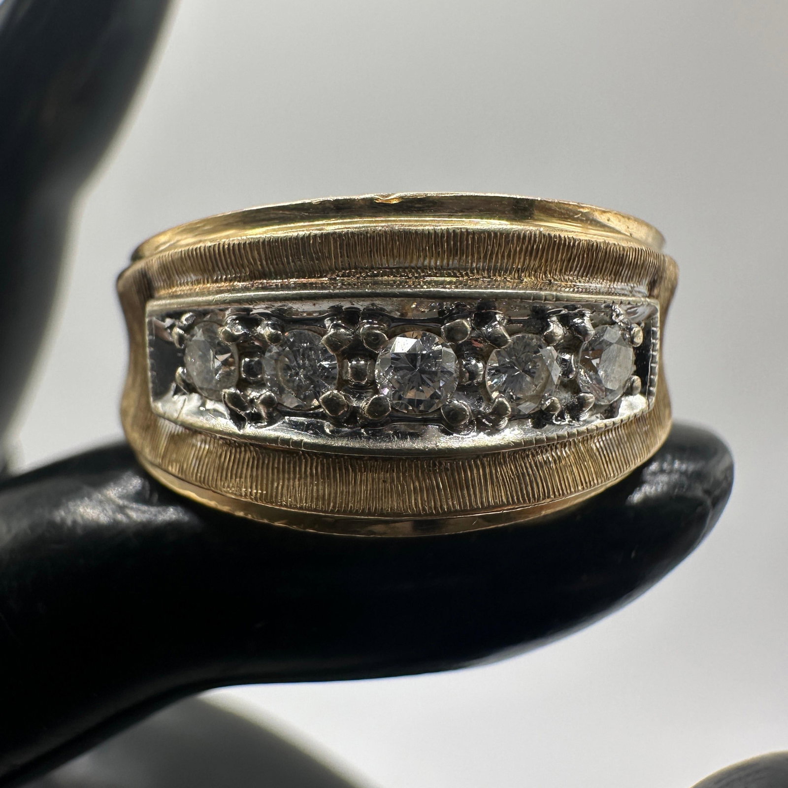 Multi Diamond Channel Setting 10K Gold Ring Men 10 Size: This item is in good pre-owned, previously used/displayed condition with noticeable light wear and surface scratches. Please reference all photos for full details. This piece of jewelry has been teste