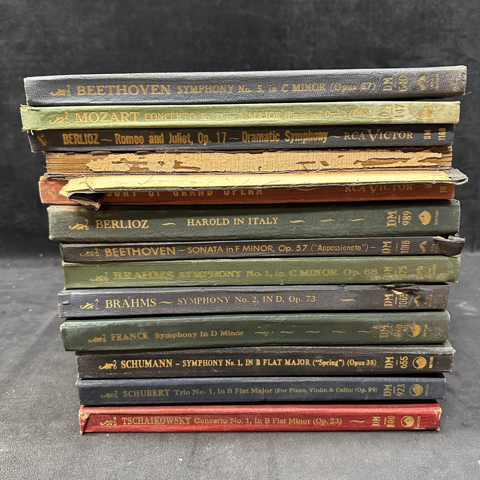 Large Collection of Vintage RCA Victor and Columbia Classical 78 RPM Record Albums (1 of 8)