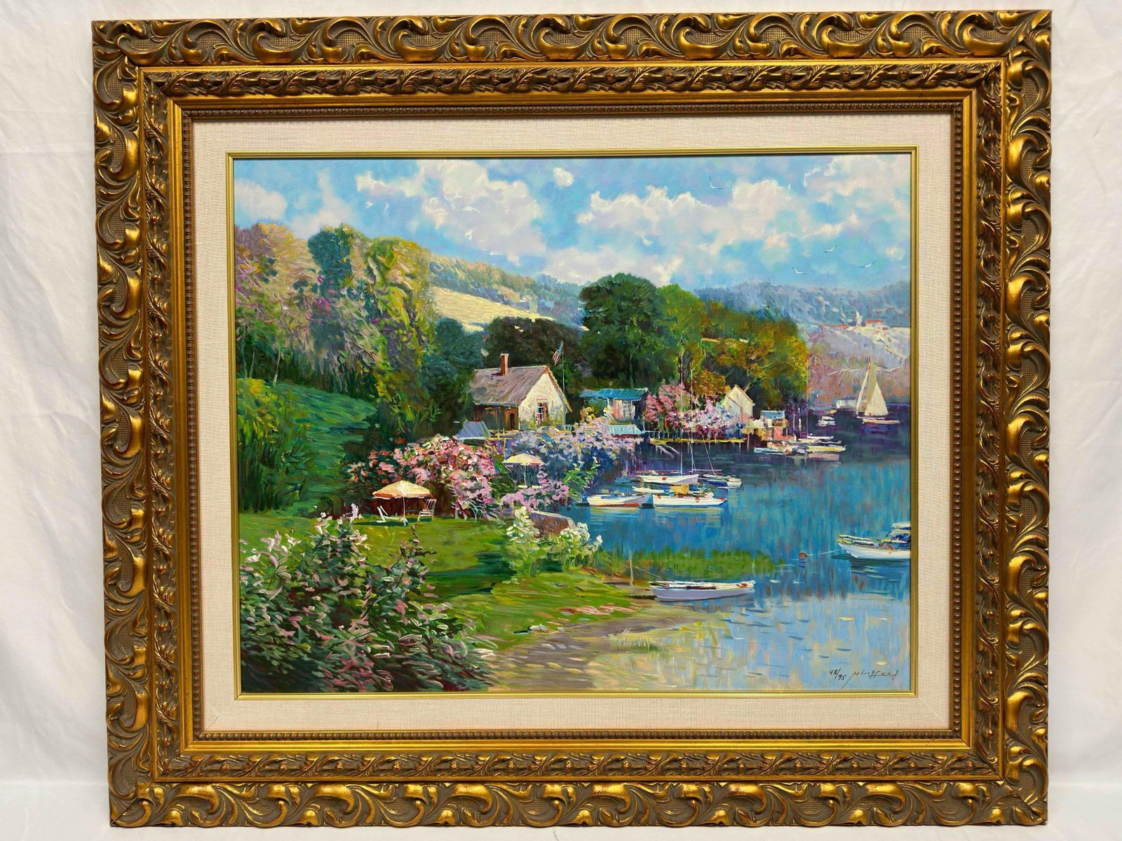 Ming Feng Lake Shore Limited Edition Print on Canvas Numbered 83/95 Hand Signed Framed Art R92: Ming Feng Lake Shore Limited Edition Print on Canvas Numbered 83/95 Hand Signed Framed Art R92. Ming Feng artist signature bottom right hand corner. Limited Edition 83 of 95. Frame is a little nicked 