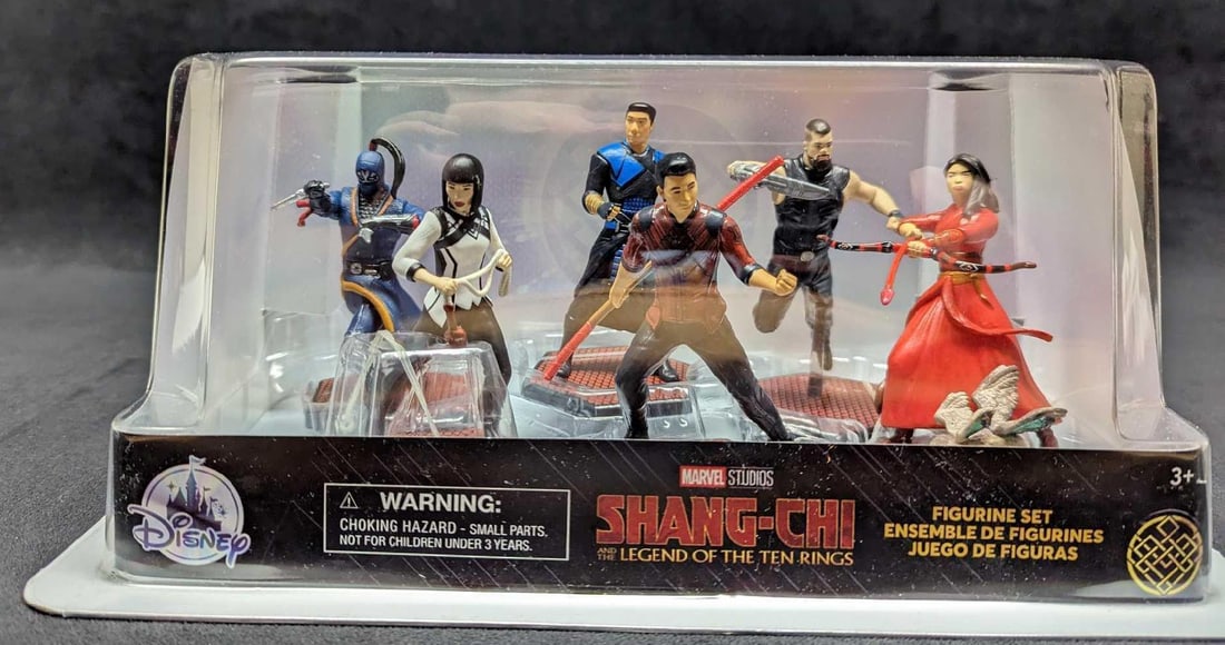 Disney Marvel Shang-Chi 6 Figurine Set A: Disney Marvel Shang-Chi 6 Figurine Set. Comes with: Shang-Chi, Xialing, Razor, Death, Wen, and Katy. Comes new in box that is approx 11 3/4" x 6 5/8" x 5 1/4" and it weighs 0.71lb. The
