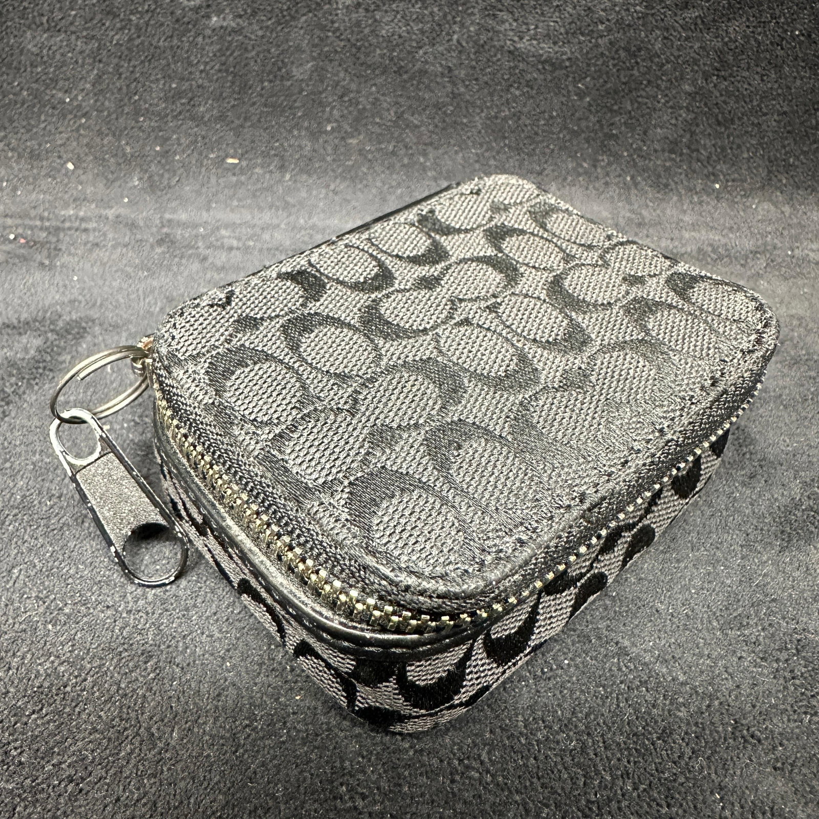 Coach Signature Monogram Zip Coin Purse Keychain Wallet Small (1 of 4)