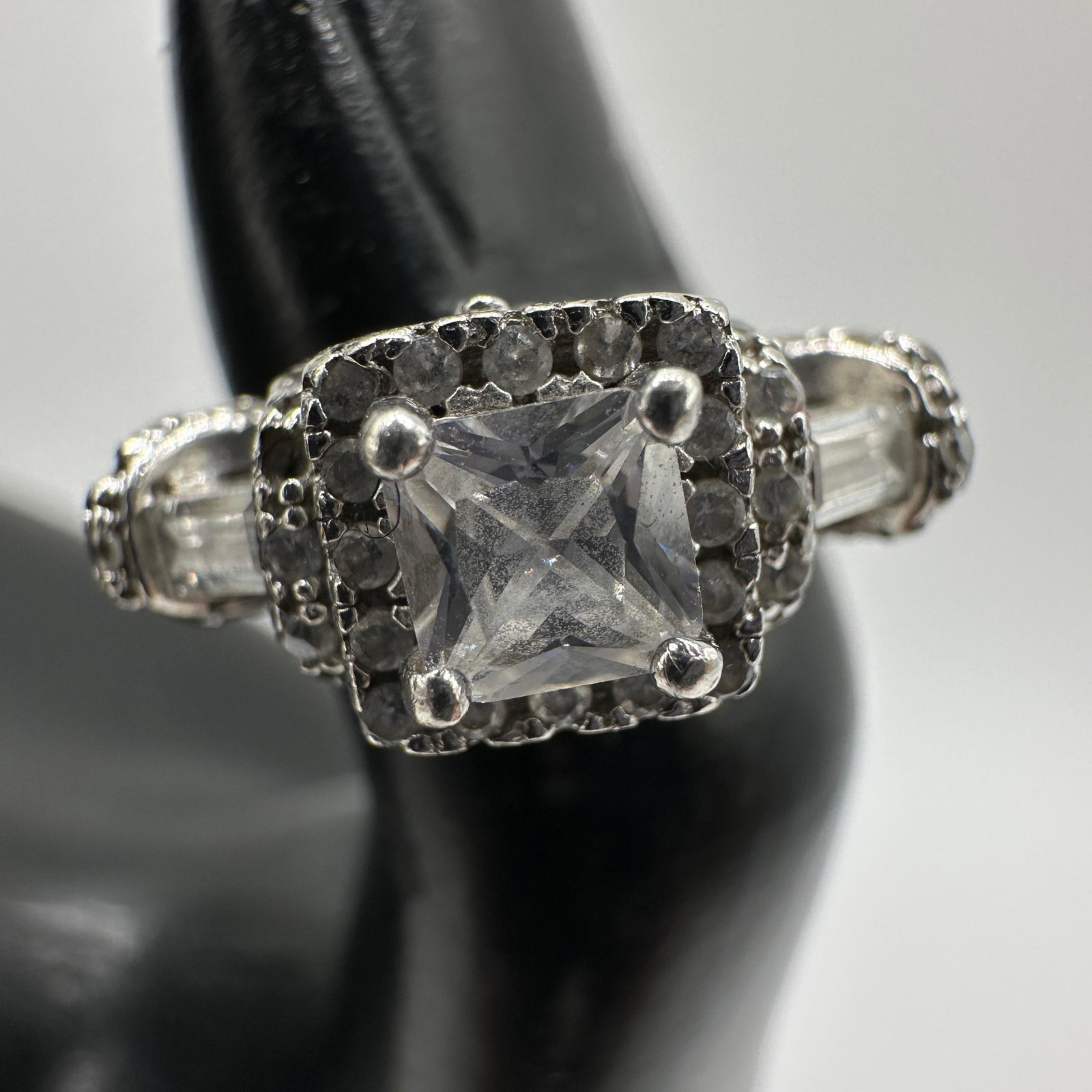 Sterling Silver Cubic Zirconia Halo Style Ring Size 6: This item is in good pre-owned, previously used/displayed condition with noticeable light wear and surface scratches. Please reference all photos for full details. This piece of jewelry has been teste