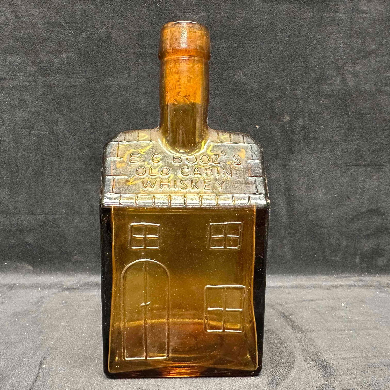 Vintage E. C. Booz?s Old Cabin Whiskey Amber Glass Bottle Wheaton NJ Empty (1 of 6)
