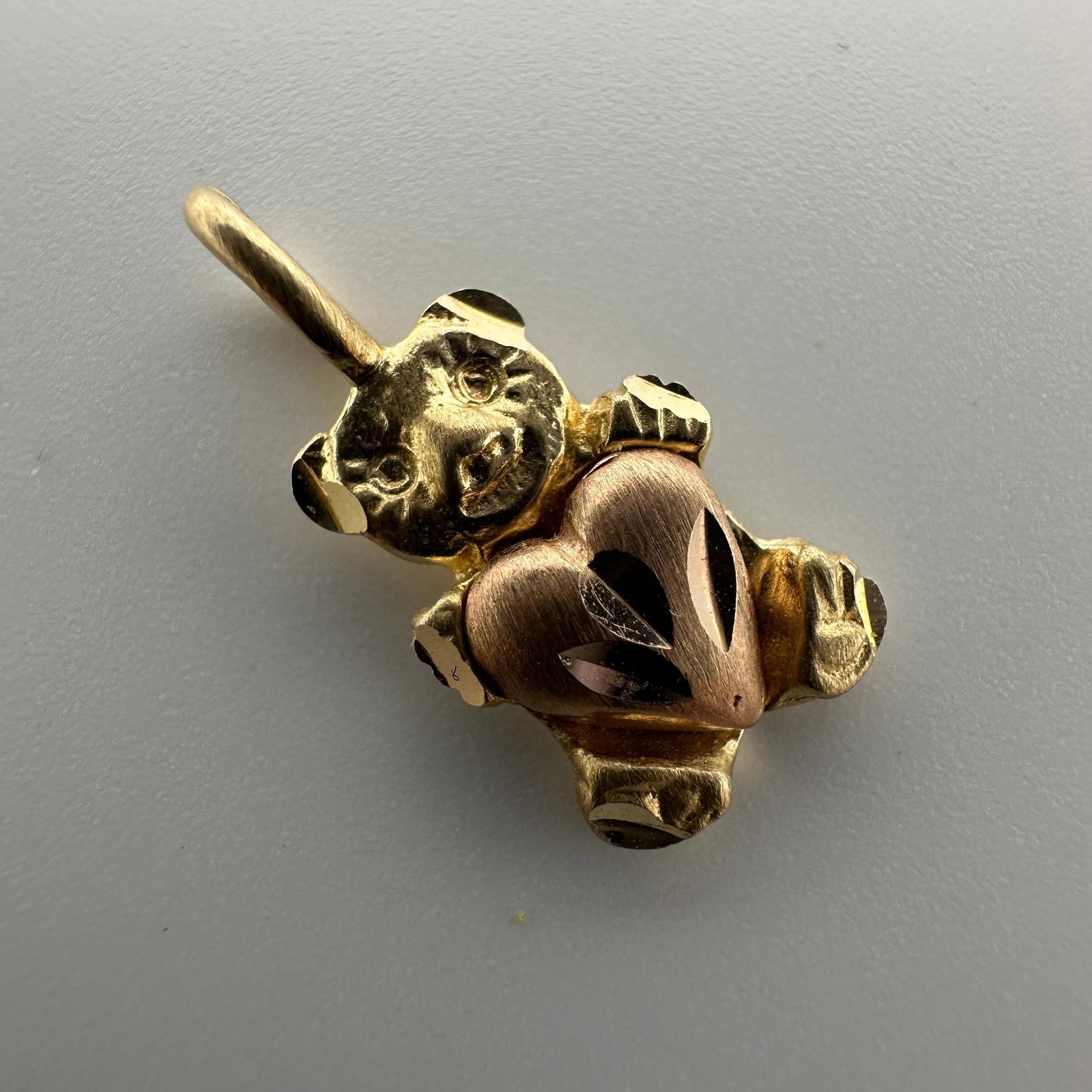 14K Yellow Rose Gold Teddy Bear Pendant Michael Anthony MA: This item is in good pre-owned, previously used/displayed condition with noticeable light wear and surface scratches. Please reference all photos for full details. This piece of jewelry has been teste