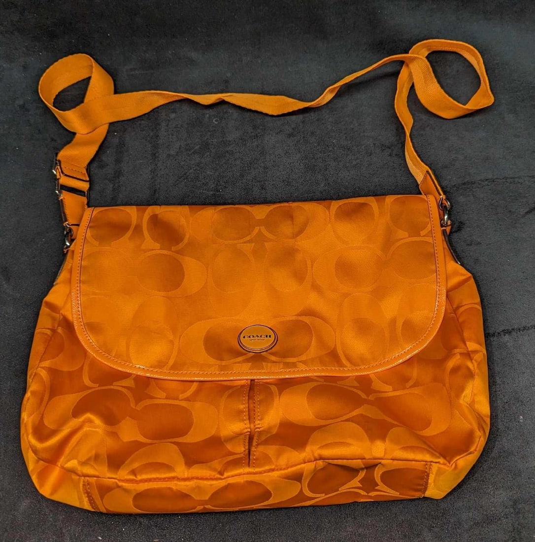 Orange Coach Messenger Nylon Bag (1 of 5)