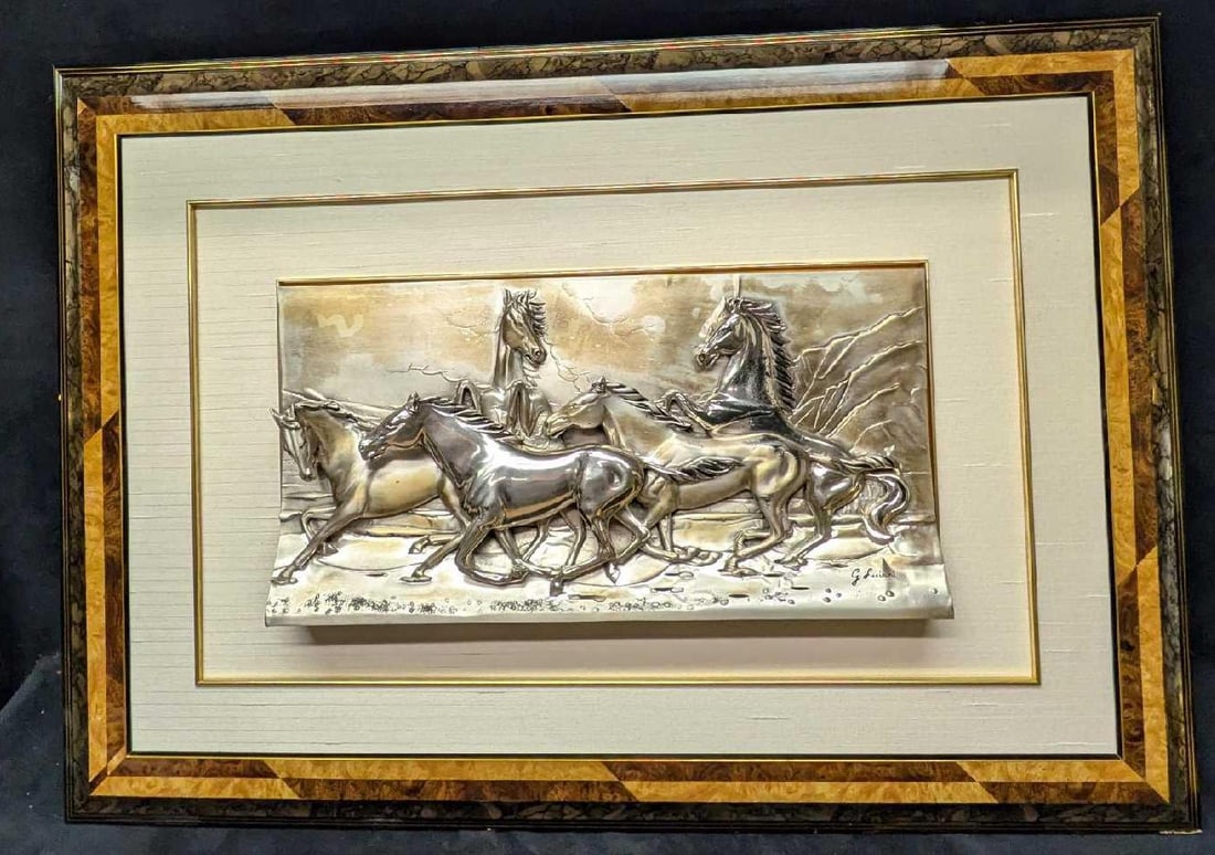 Framed Metal Silver Plate Horses Relief Sculpture R41: Framed Metal Silver Plate Horses Relief Sculpture R41. This is approx 39 3/4" x 5" x 27 3/4" and it weighs 29lbs. The top of the frame has chips. Please see the images as they are part of 