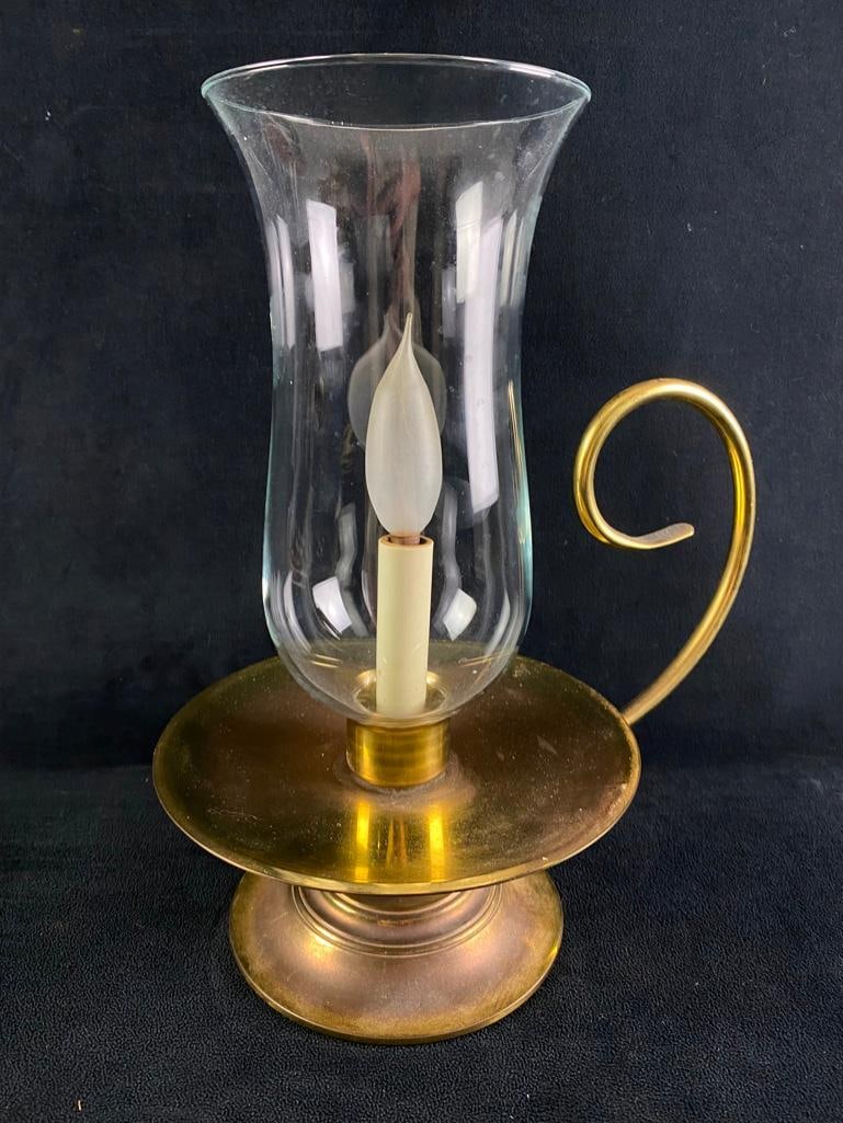 Baldwin Electric Candle Lamp: Baldwin Electric Candle Lamp Vintage Baldwin candleholder style lamp, with brass base. In the style of an antique hurricane lamp. The cord has been severed and will need to be replaced. Approximate si