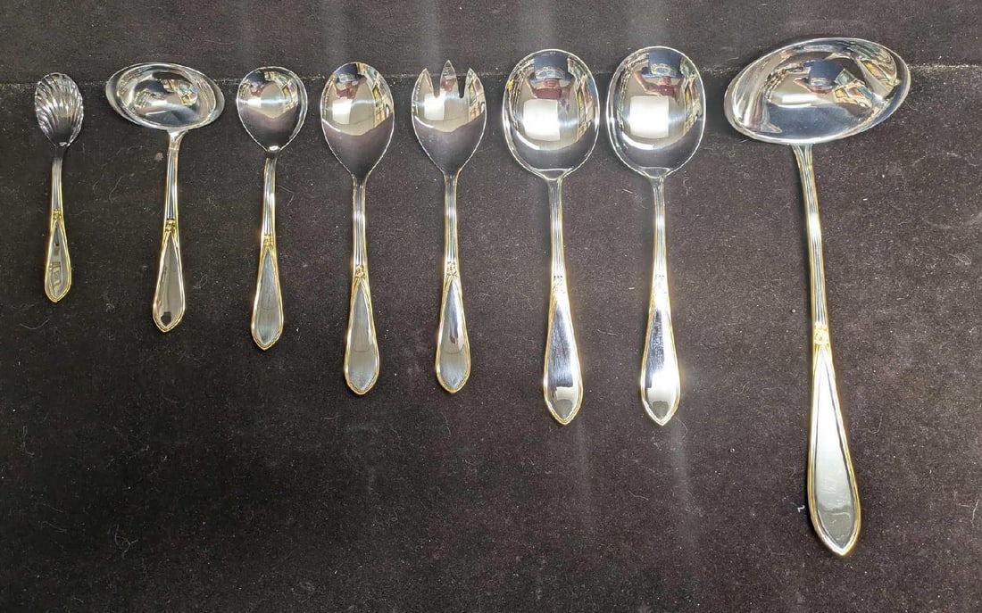 German 3Plus Solingen 18/10 Serving Spoons & Fork: German 3Plus Solingen 18/10 Serving Spoons & Fork. Each is made of rust-resistant 18/10 chrome-nickel stainless steel. This lot includes: (1) Ladle. This is approx 4" x 3" x 11 1/2".