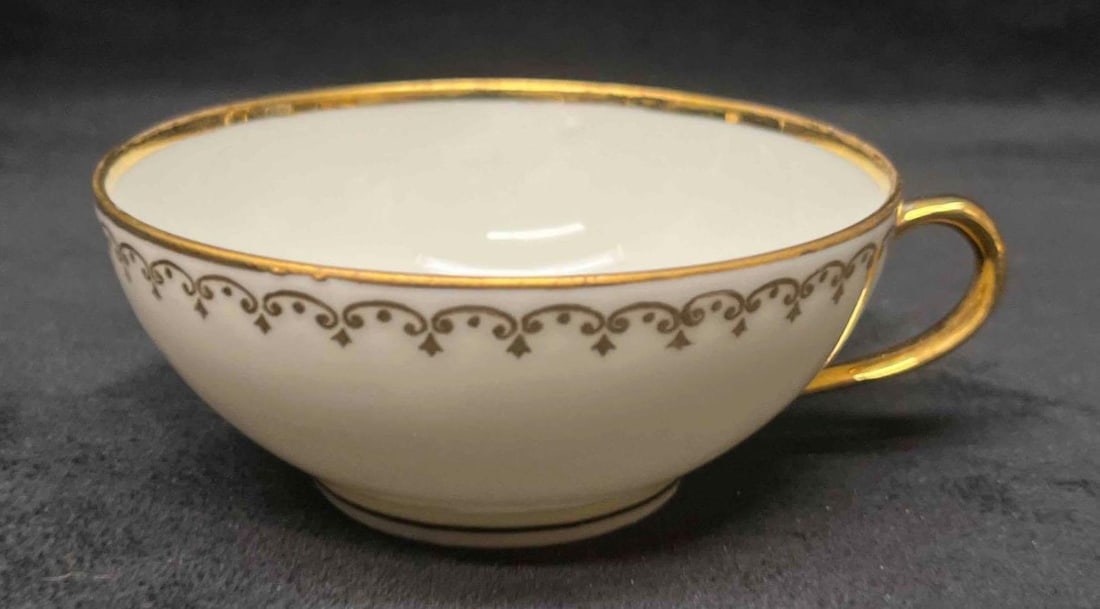Five Limoges Gold Trim Tea Cups - 4