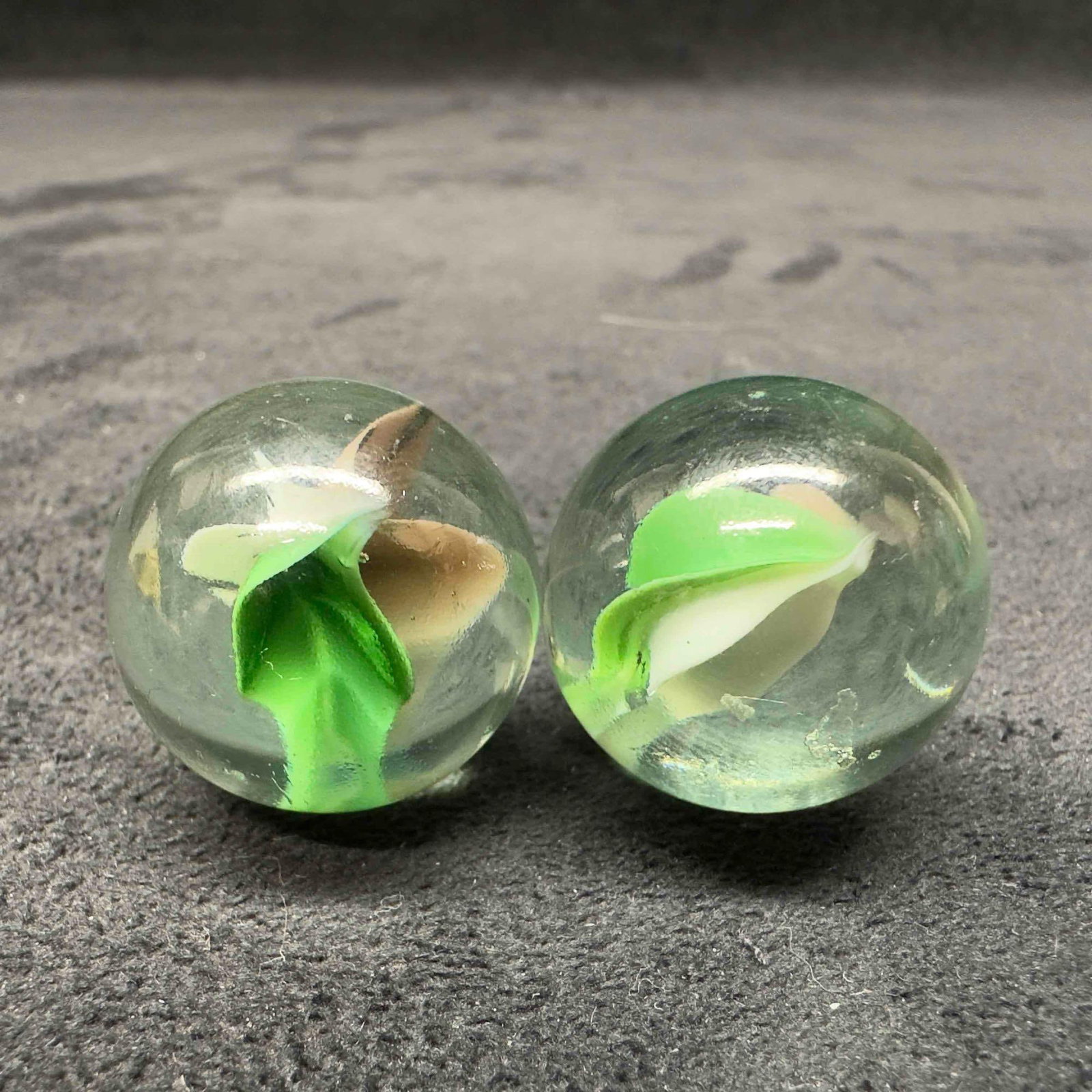 Green Cat Eye Marble Medium 25mm Set - 2
