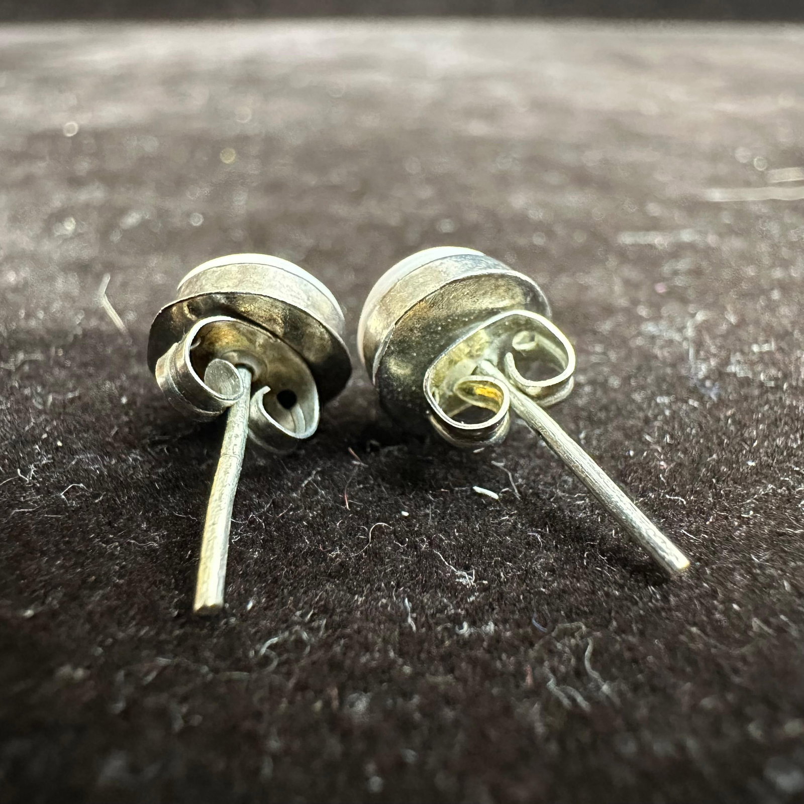 Low Profile Stud Pink Shell Silver Earrings V81 - 5