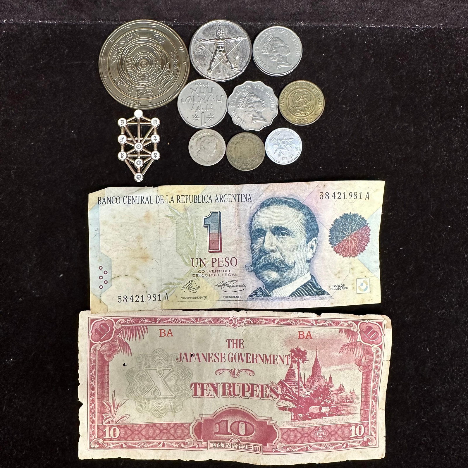 Mixed World Coins and Currency Lot with Tokens and Pendant (1 of 4)