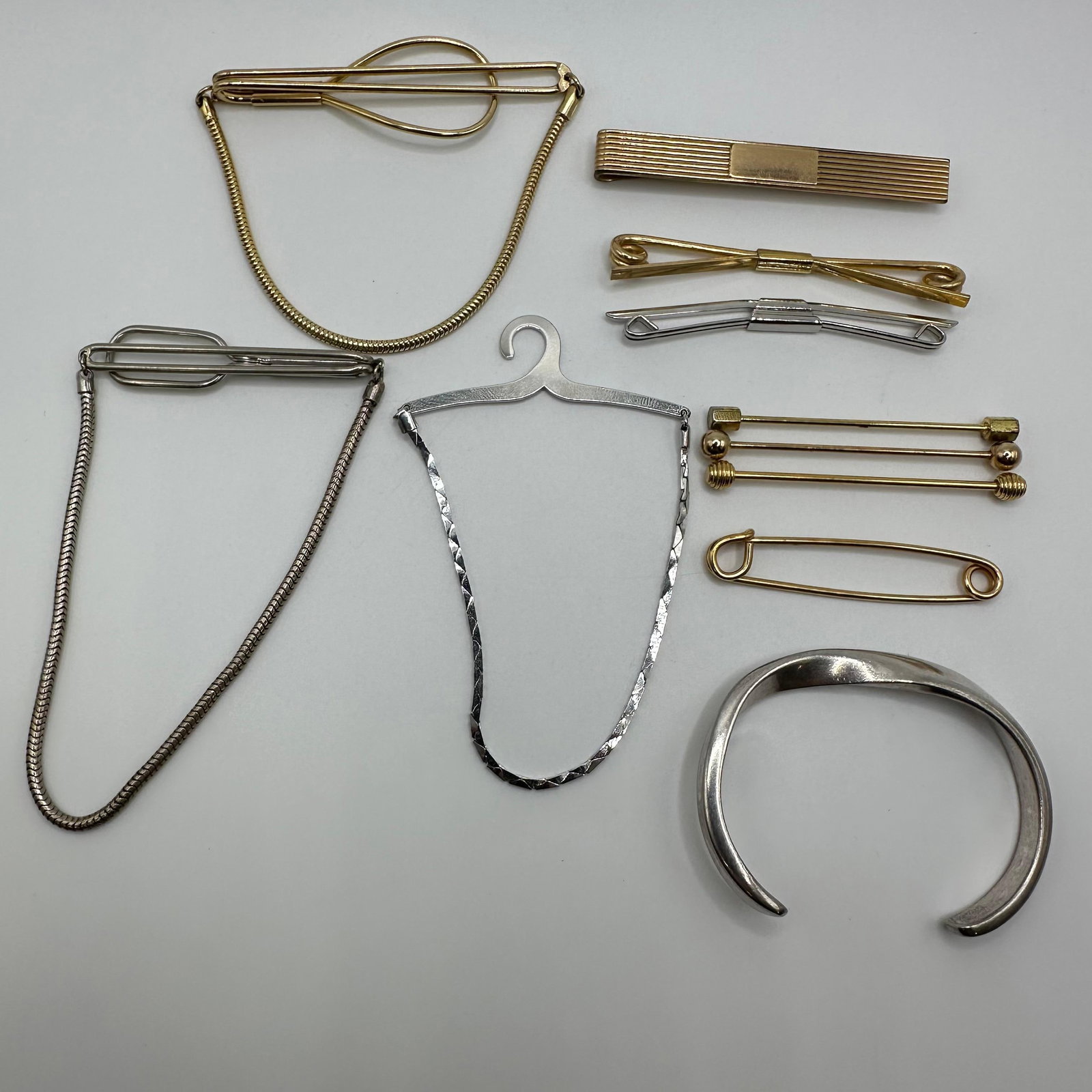 Mixed Vintage Tie Bars Tie Clips Collar Chains and Cuff Bracelet Lot Swank (1 of 6)