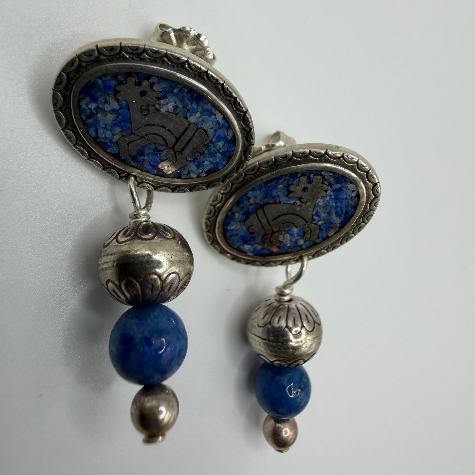 Carolyn Pollack Sterling Silver Dangle Earrings: This item is in good pre-owned, previously used/displayed condition with noticeable light wear and surface scratches. Please reference all photos for full details. This piece of jewelry has been caref