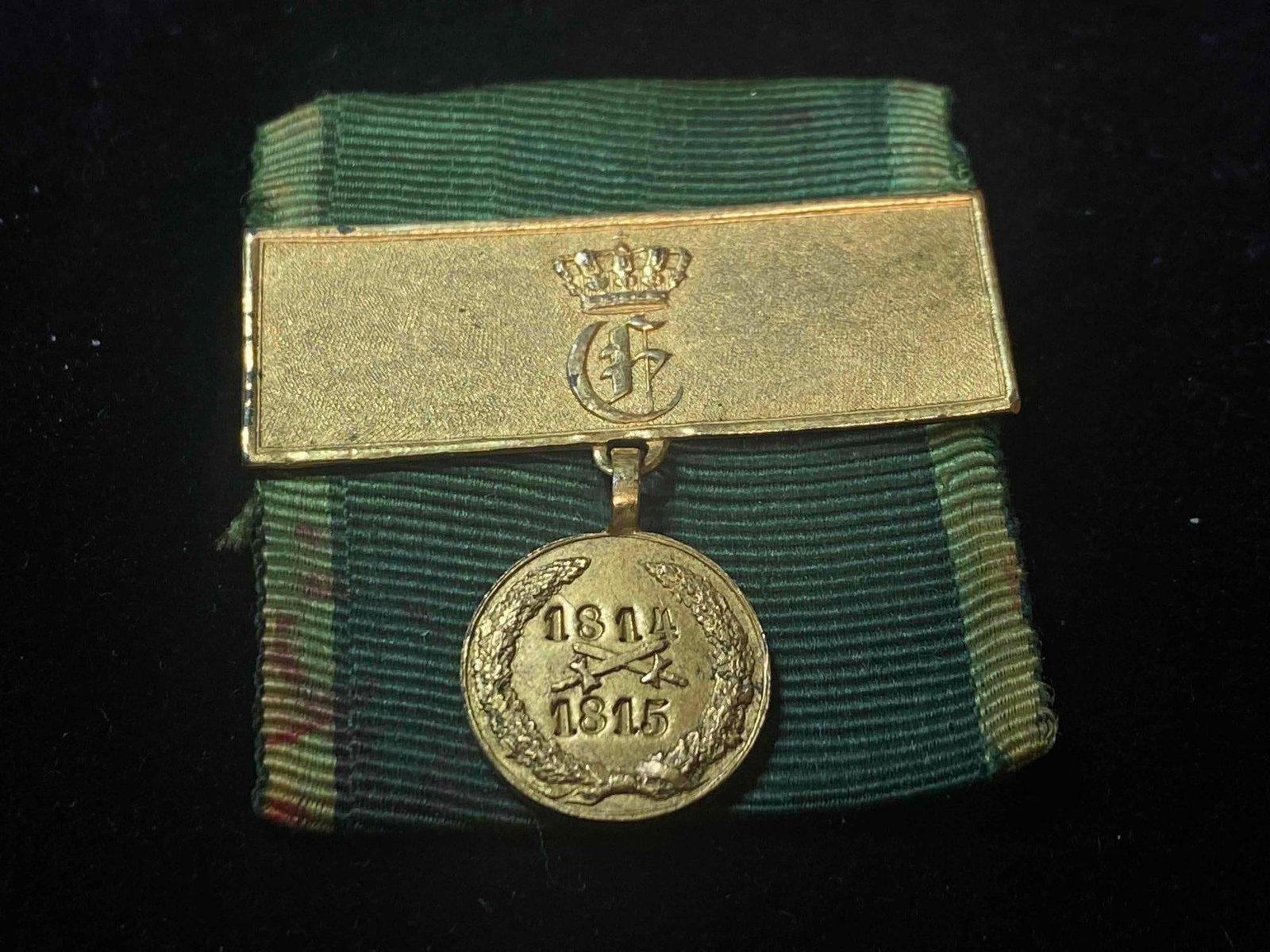 1813-1815 Saxony - Altenburg Veterans Service Badge: 1813-1815 Saxony - Altenburg Veterans Service Badge Ribbon Intact with some soiling 15mm Medal 