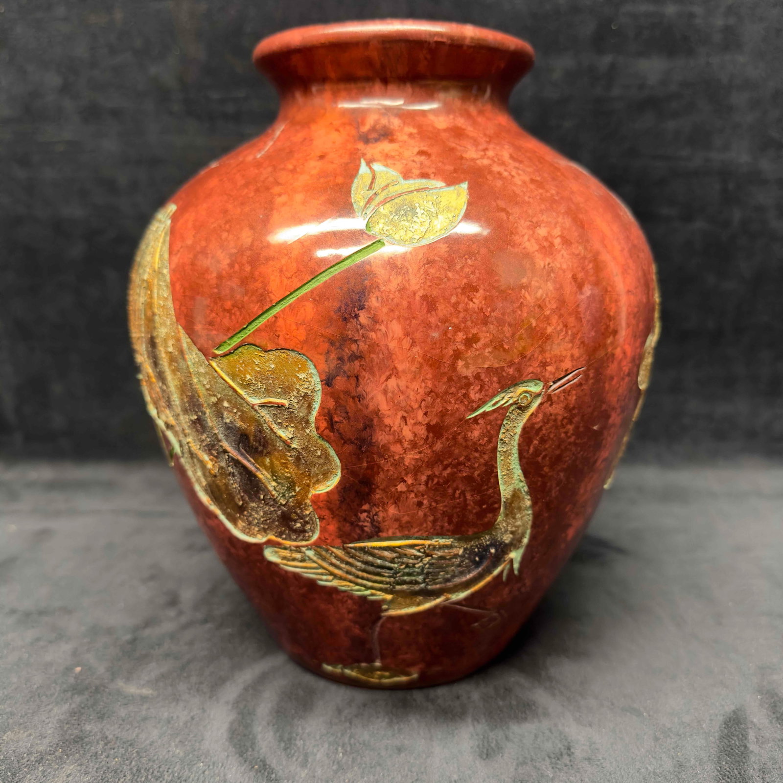 Cloisonne Vase Red Marble Design Gold Toned Inlay: Cloisonne Vase Red Marble Design Gold Toned Inlay. This vase showcases a floral and bird design. This item is in good pre-owned, previously displayed condition with light wear, and surface scratches. 