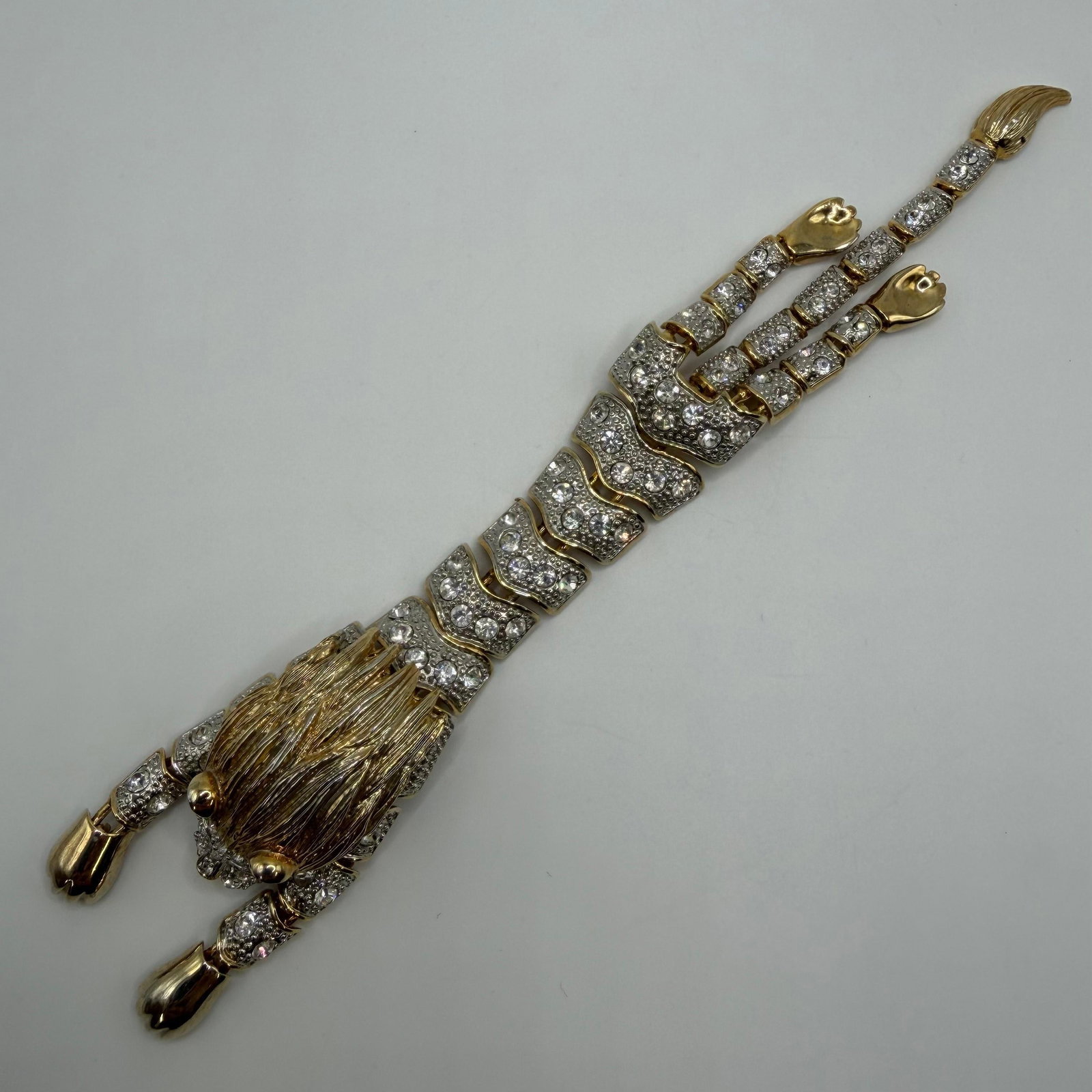 Encrusted Rhinestone Articulated Big Cat Lion Shoulder Brooch Gold Tone (1 of 12)