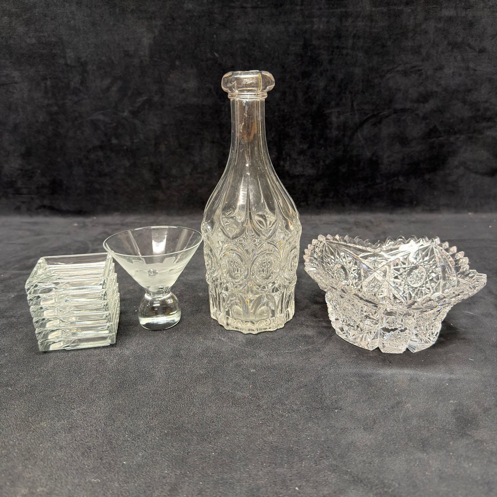 Group of Assorted Decorative Glassware Decanter Cup Ashtray Crystal Bowl (1 of 6)