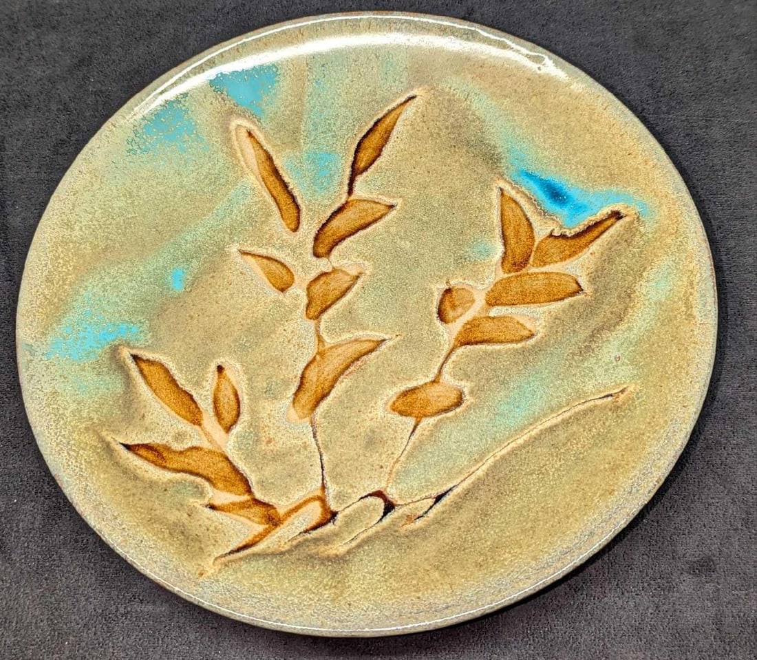 Vintage Pottery 10" Decorative Glazed Plate (1 of 2)