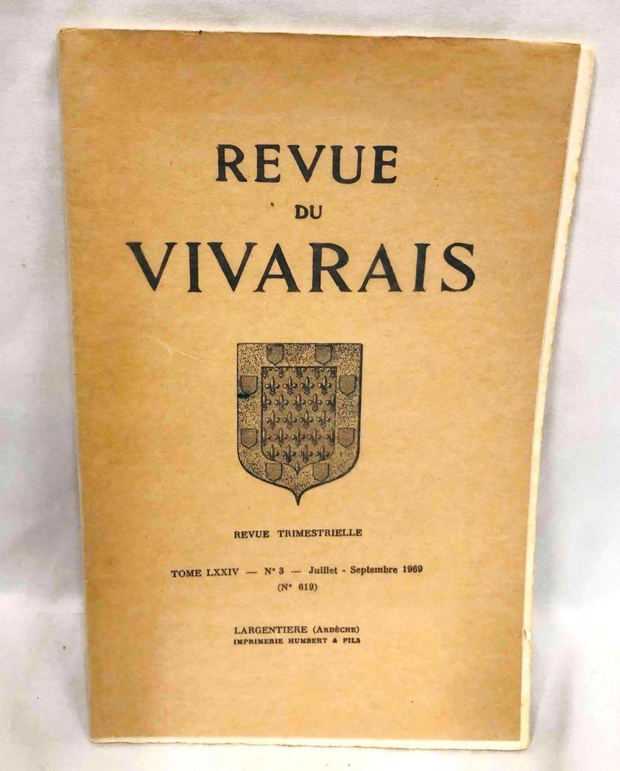 Revue Du Vivarais Revue Tome LXXIV Trimestrielle 1969: This lot contains Revue Du Vivarais Revue Trimestrielle Tome LXXIV 1969. It is approx 9 3/4" x 6 1/2" and weighs about 0.2lbs. Overall the book is in good used condition