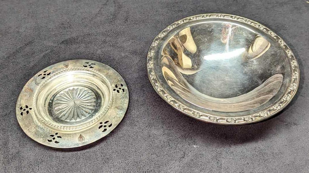 Vintage Silverplate Relish Tray & Pedestal Bowl.: Vintage Silverplate Relish Tray & Pedestal Bowl.. This lot includes: (1) Vintage W.M.A. Rogers Silverplate Small Relish Tray With Glass Insert. This is approx 5 1/2" x 5 1/2" x 3/8".