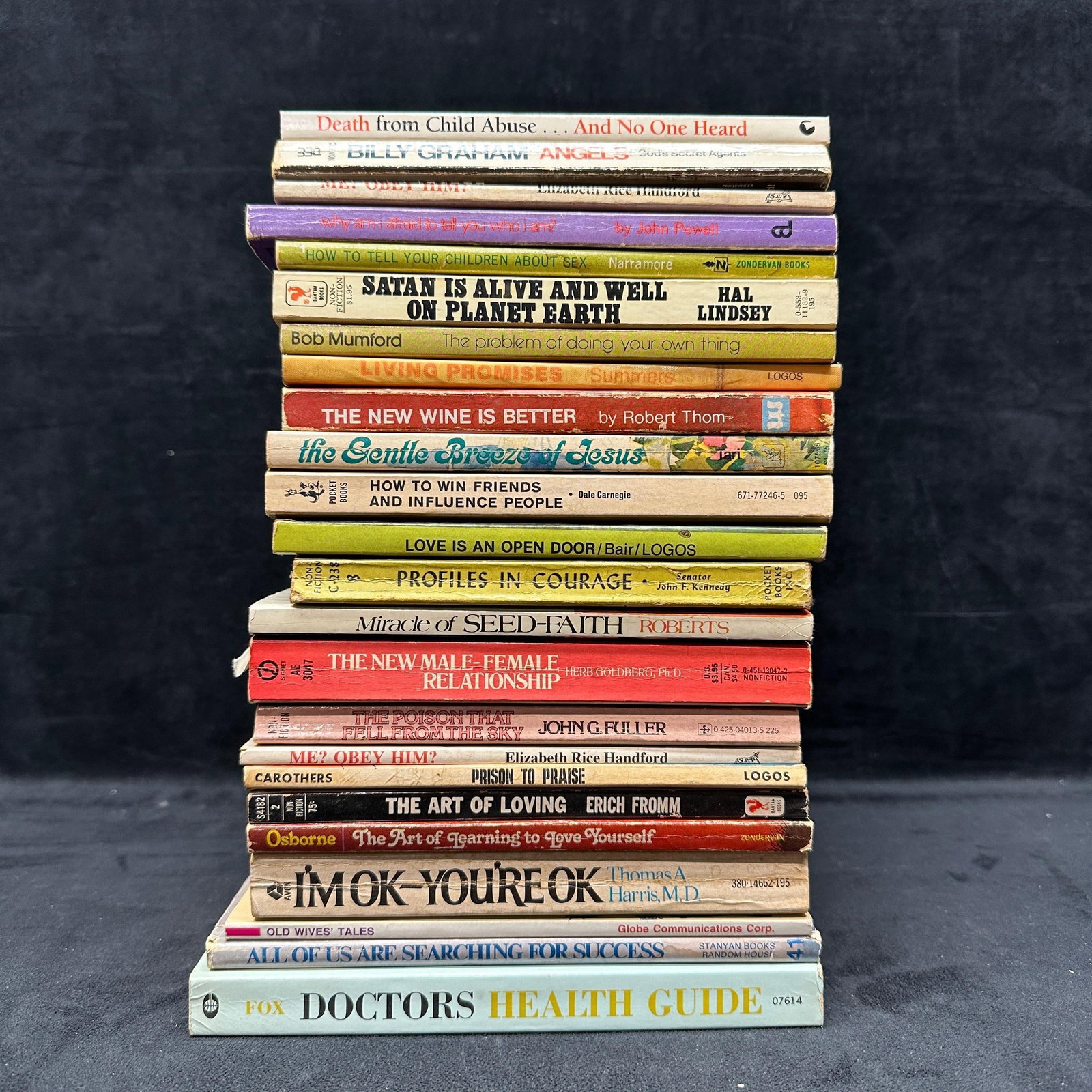 Vintage Christian and Self-Help Paperback Book Lot Dale Carnegie Billy Graham (1 of 5)