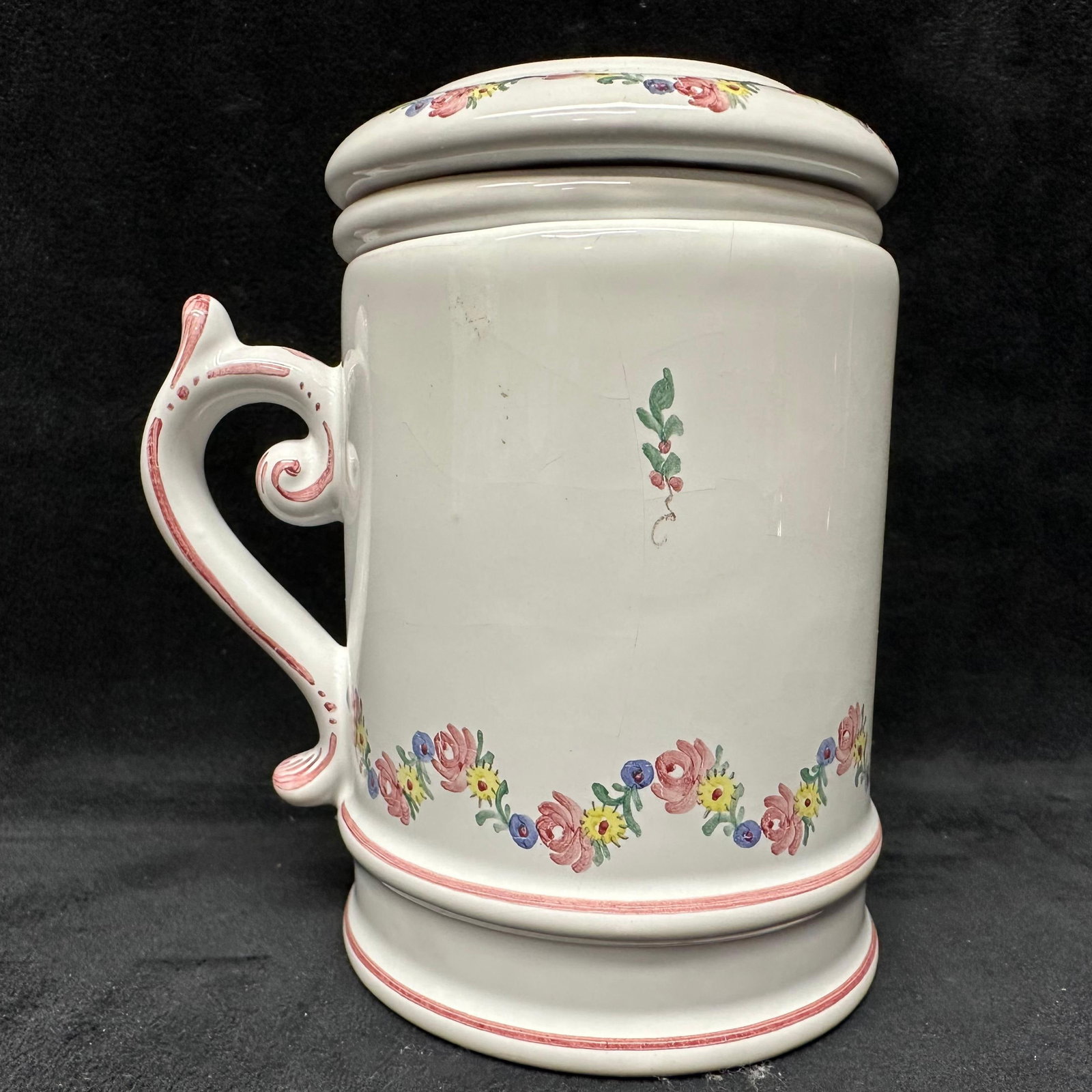 Floral Ceramic Lidded Mug with Insert Strainer (1 of 7)