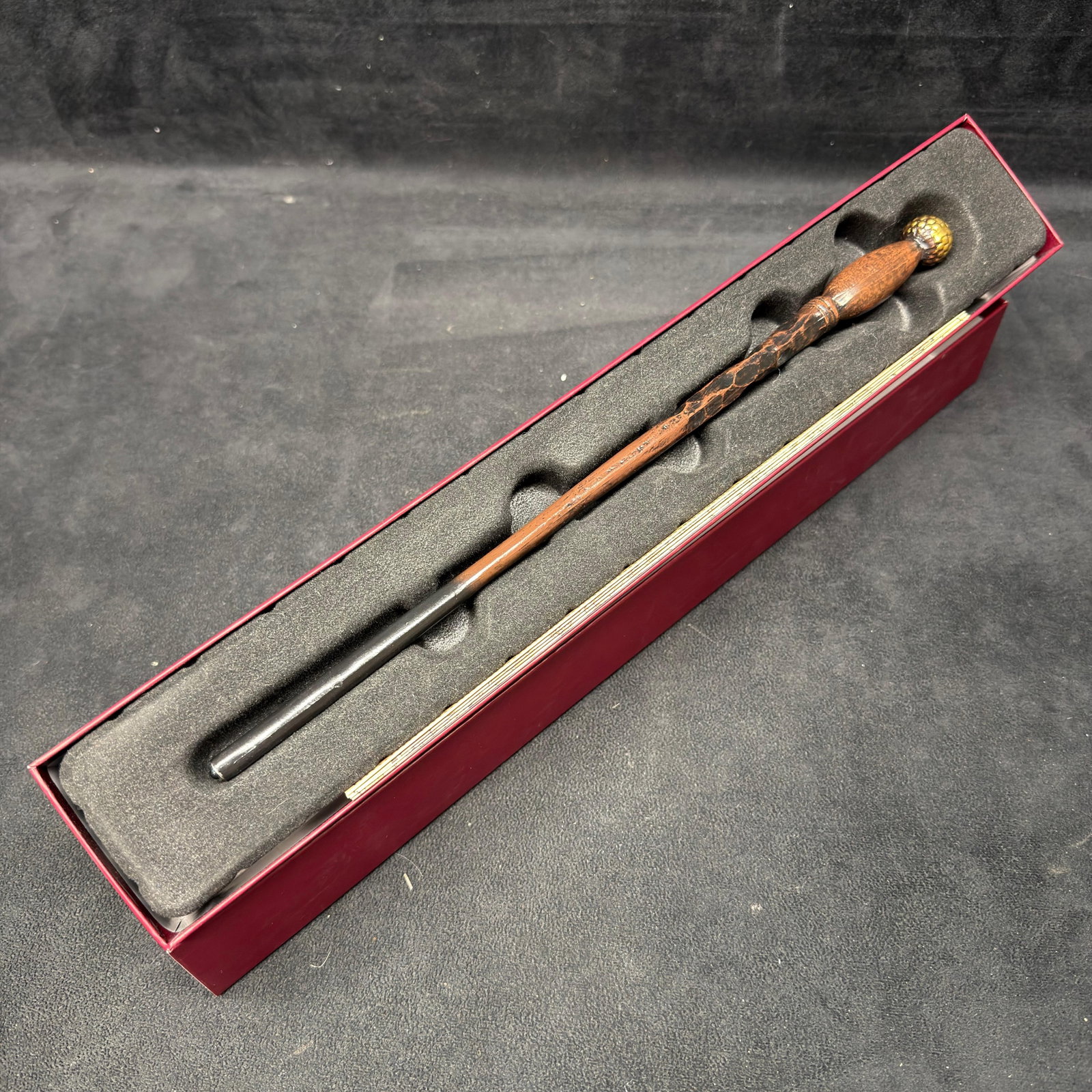 Harry Potter Interactive Wand Collection Ollivanders (1 of 8)