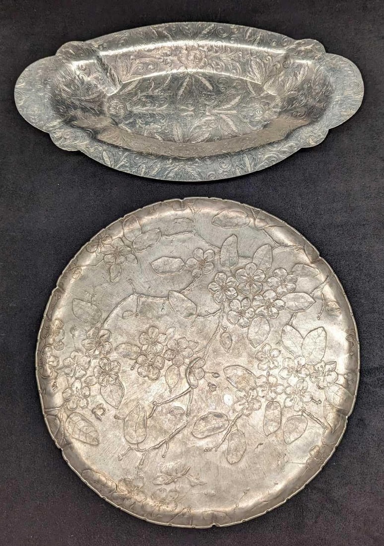 2 Vintage Wendell August & Federal Aluminum Trays (1 of 6)