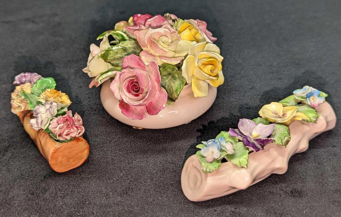 3 Vintage Bone China English Flower Figurines: 3 Vintage Bone China English Flower Figurines. This lot includes: (1) Adderley Bone China Bowl Of Flowers Figurine. Made in England. This is approx 3" x 3" x 2 1/2". (1) Coalport Bone Chin