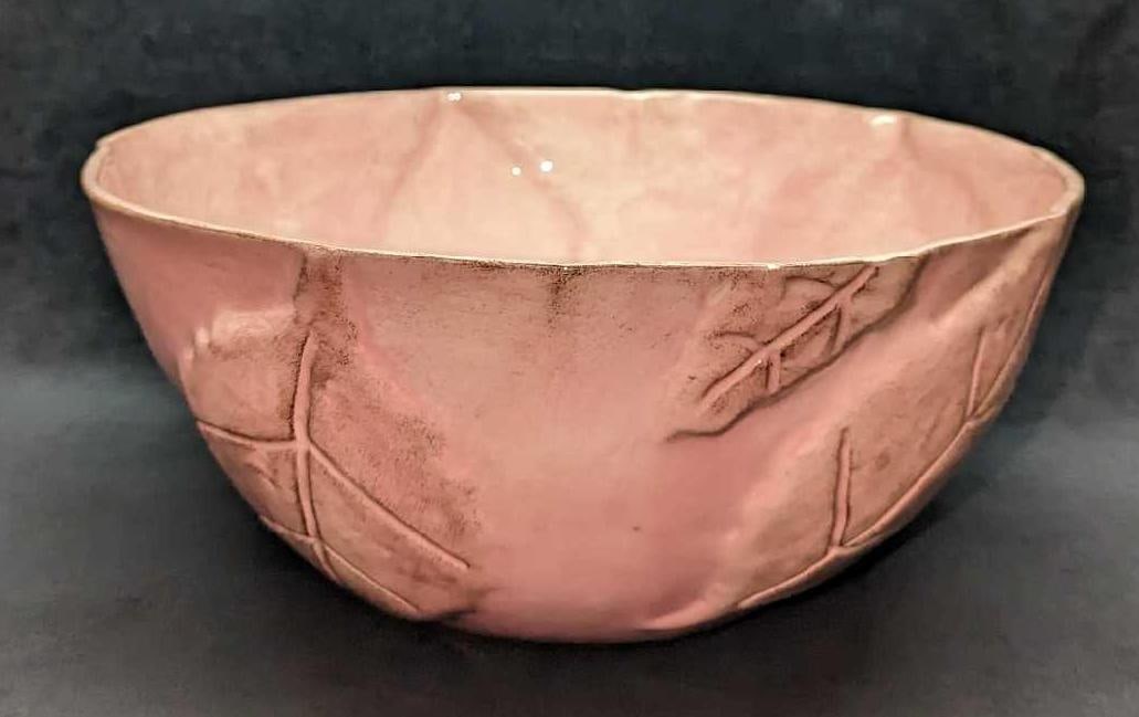 Fahrenheit CA Pottery Fern Leaf Bowl: Fahrenheit CA Pottery Fern Leaf Bowl. This is approx 12 1/2" x 12 1/2" x 5 3/4" and it weighs 4.17lbs. This bowl was not made for storing or displaying food. The bowl is in good, vintage condition