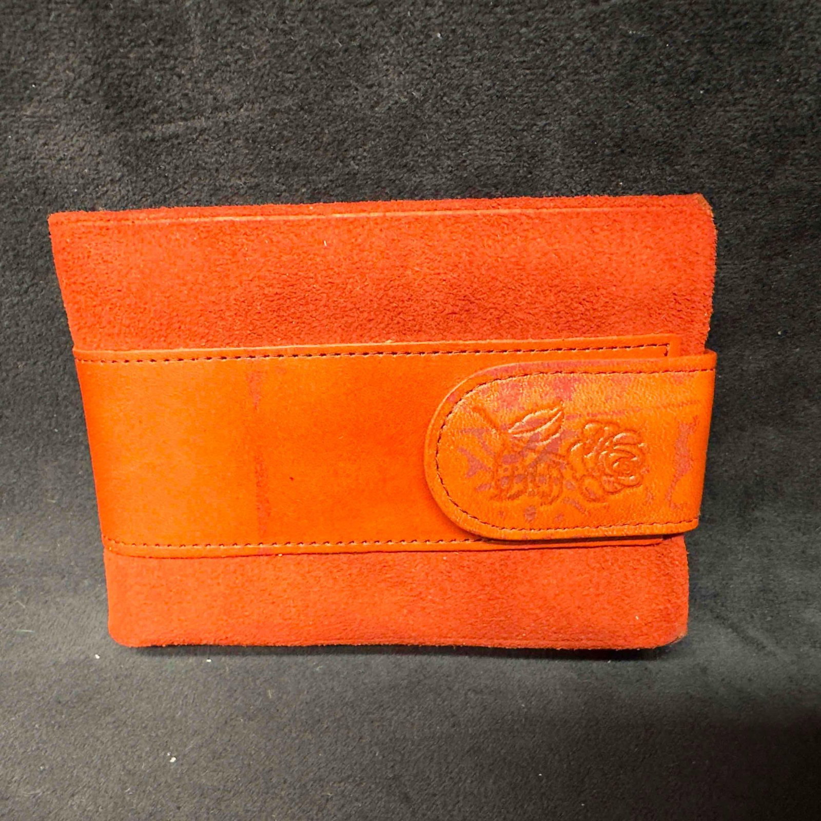 Buxton Convertible Cowhide Wallet Red Orange Rose Flower (1 of 10)