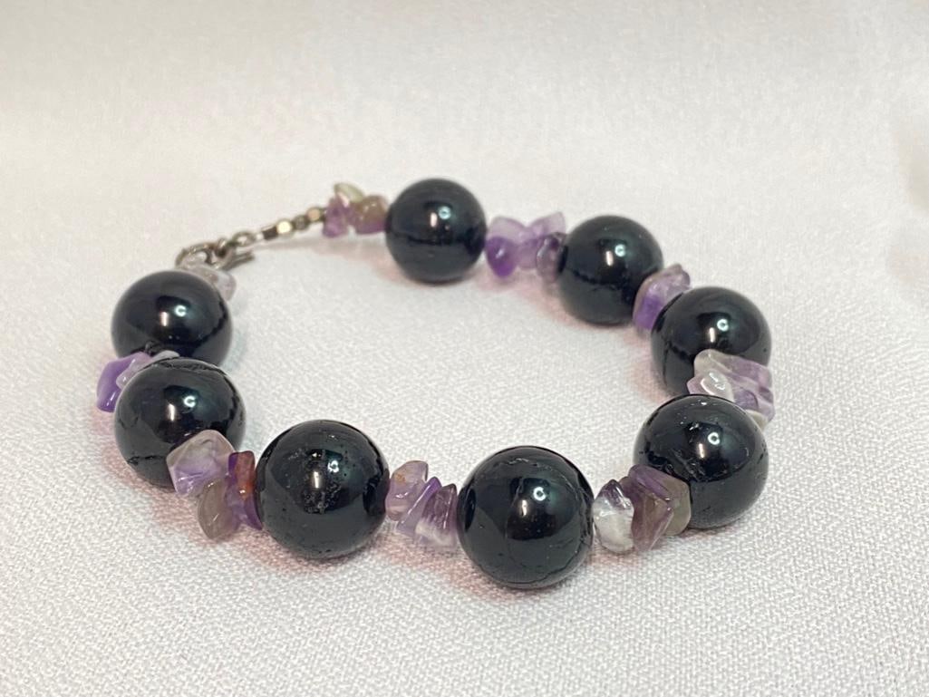 Amethyst Natural Stone Bead Bracelet Toggle Clasp: This piece of jewelry has been tested and researched prior to listing. Please view all our pictures they are part of our description. DETAILS: Metal - 925 Sterling Silver Color - silver Stones -