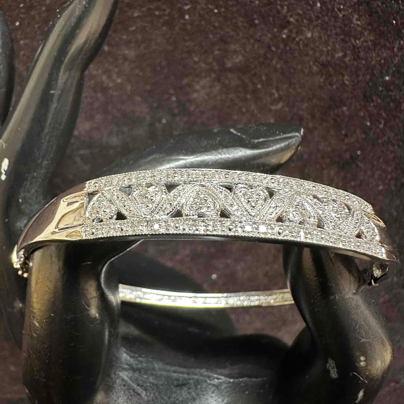 Accent Diamonds Heart Shaped 10K White Gold Hinged Bracelet: This item is in good pre-owned, previously used/displayed condition with noticeable light wear, and surface scratches. Please reference all photos for full details. This piece of jewelry has been test