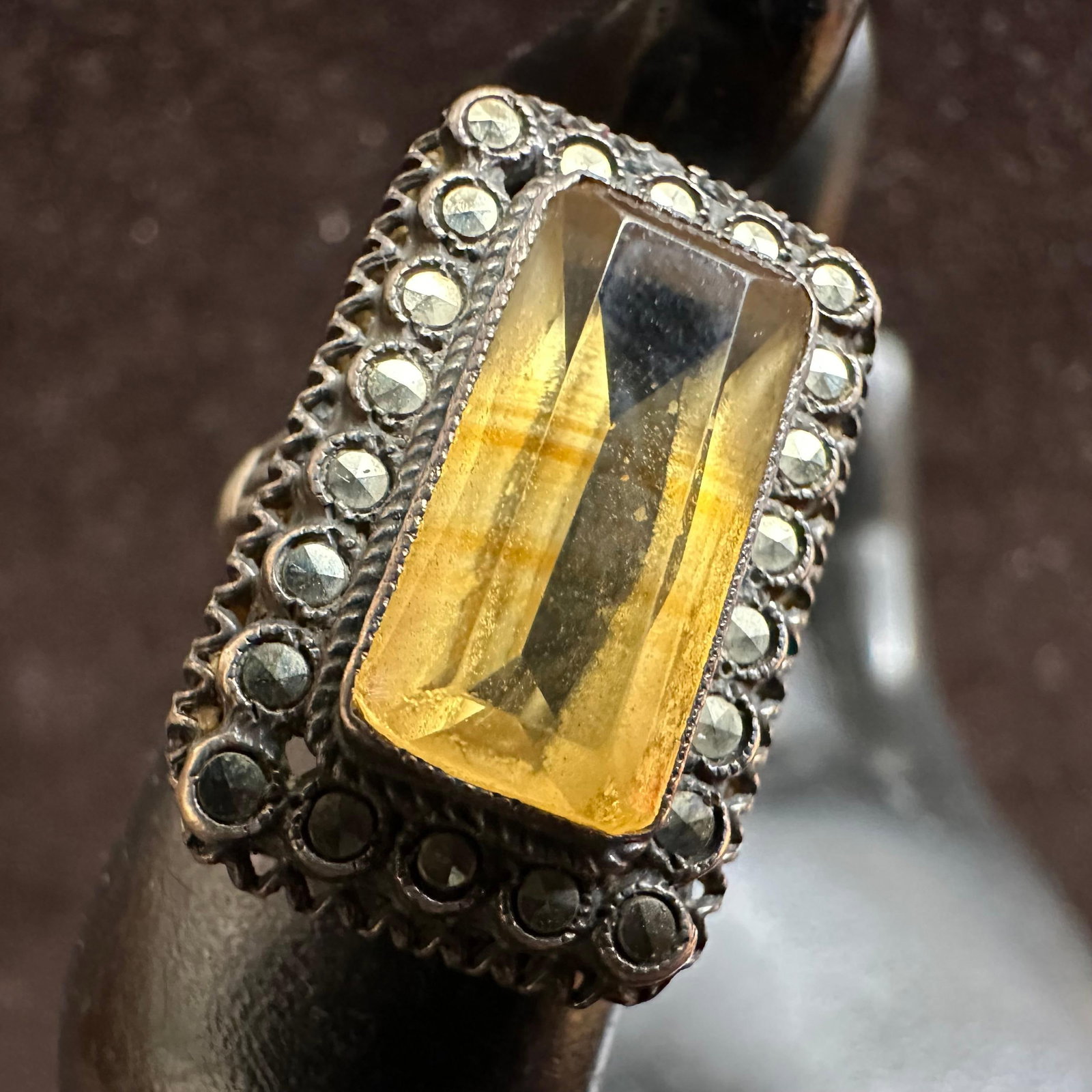 Lemon Quartz Marcasite Border Setting Silver Cocktail Ring: This item is in good pre-owned, previously used/displayed condition with noticeable light wear and surface scratches. Please reference all photos for full details. This piece of jewelry has been teste