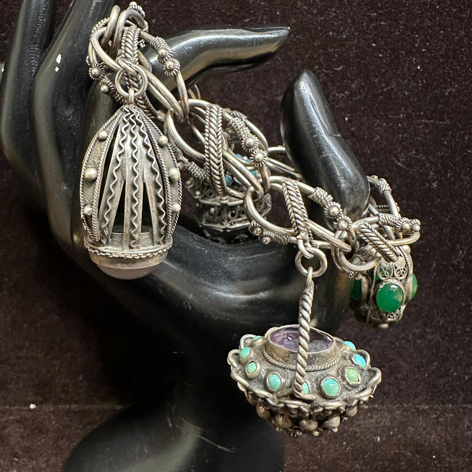 800 Silver Moonstone Green Onyx Garnet Detailed Ornate Charm Bracelet R9: This item is in good pre-owned, previously used/displayed condition with noticeable light wear and surface scratches. Please reference all photos for full details. This piece of jewelry has been teste