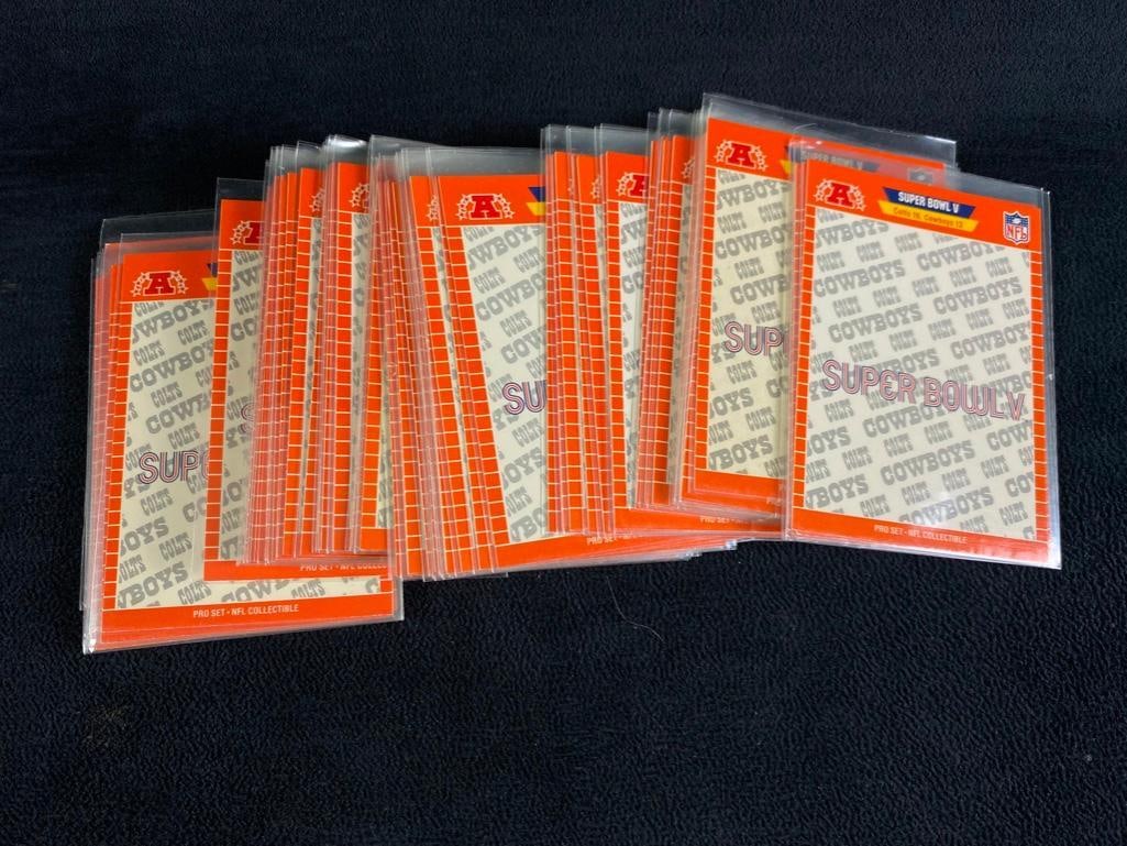 65 NFL Pro Set Superbowl V Football Cards 1989: 65 NFL Pro Set Superbowl V Football Cards 1989 Lot of 65 Superbowl V cards from the NFL Pro Set series of NFL football cards. This card commemorates the 1971 triumph of the Baltimore Colts over the Da
