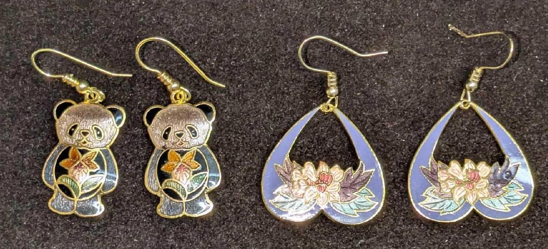 Vintage Cloisone Flower And Panda Bear Earrings: This lot includes: (1) Set Of Cloisone Blue Tone With Flower Design Earrings. Each is approx 1" x 1/8" x 1 3/4". (1)Set Of Cloisone Panda Bear Earrings. Each is 1/2" x1/8" x 1