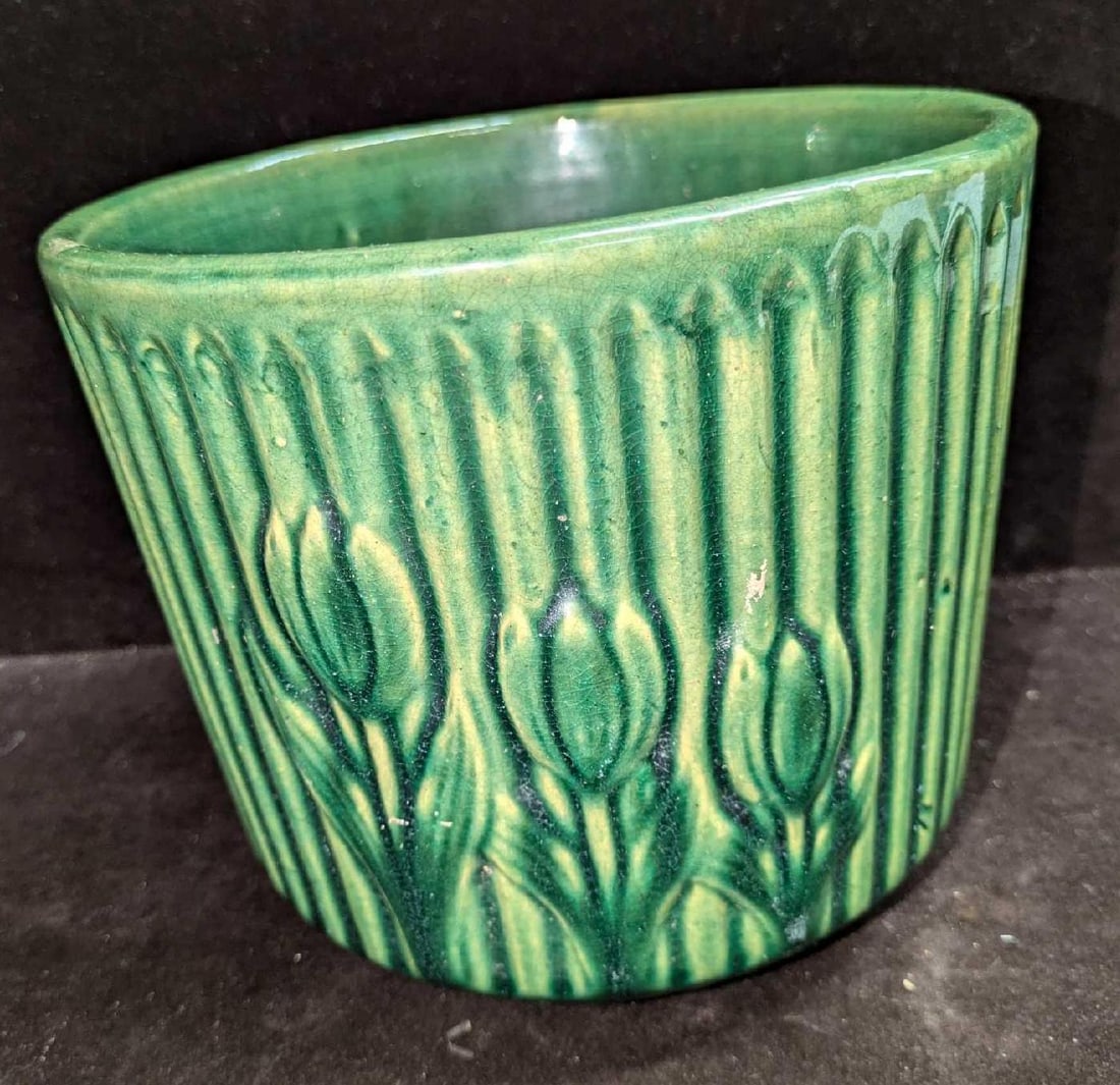 Vintage Jardiniere "Fancy" 266 Pottery Planter: Vintage Jardiniere "Fancy" 266 Pottery Planter. This is approx 7 3/8" x7 3/8" x 6 1/4" and it weighs 3.50lbs. The planter has some crazing and some markings. Please see the images as they are part of 